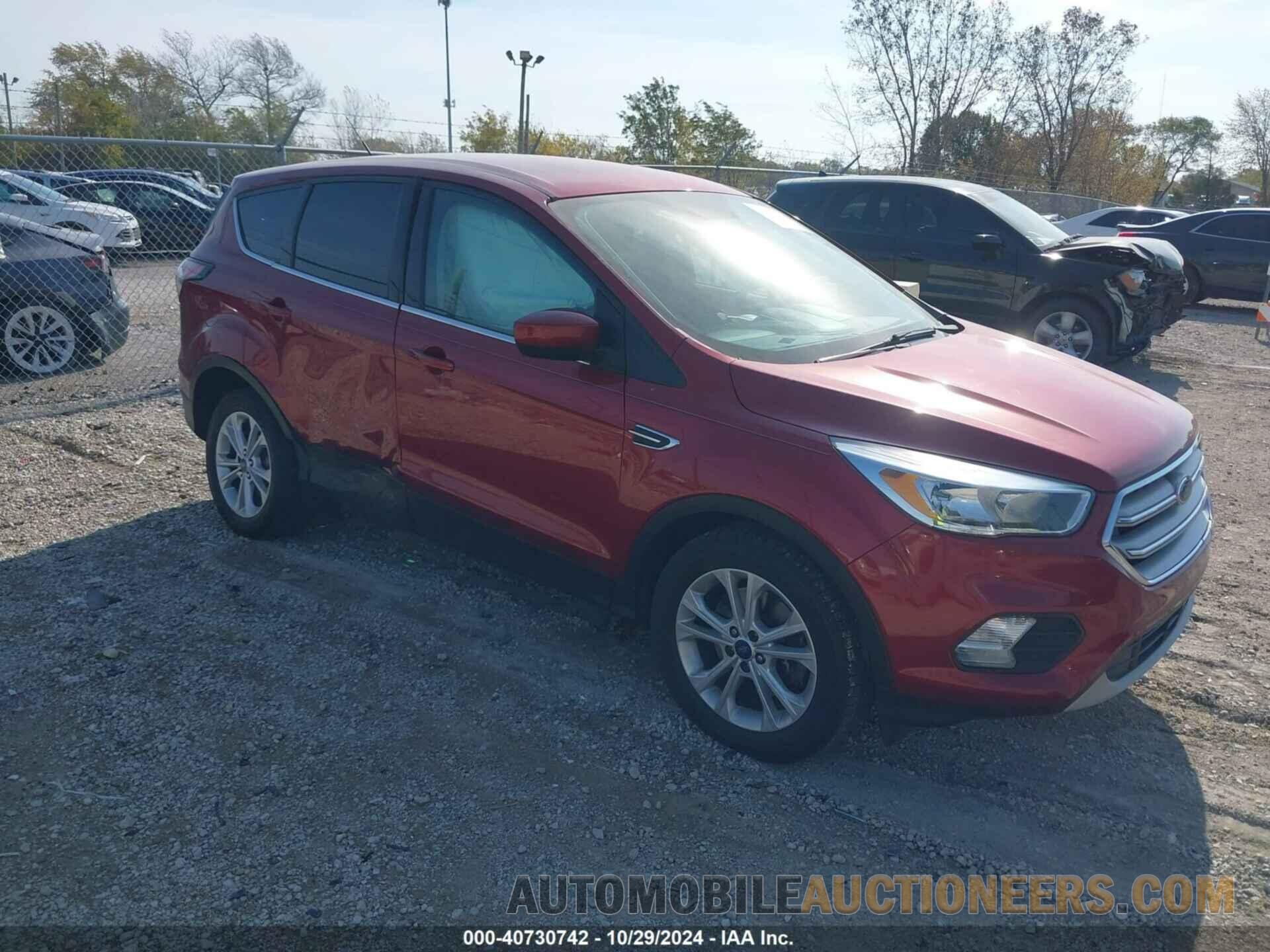 1FMCU9GD7HUF03300 FORD ESCAPE 2017