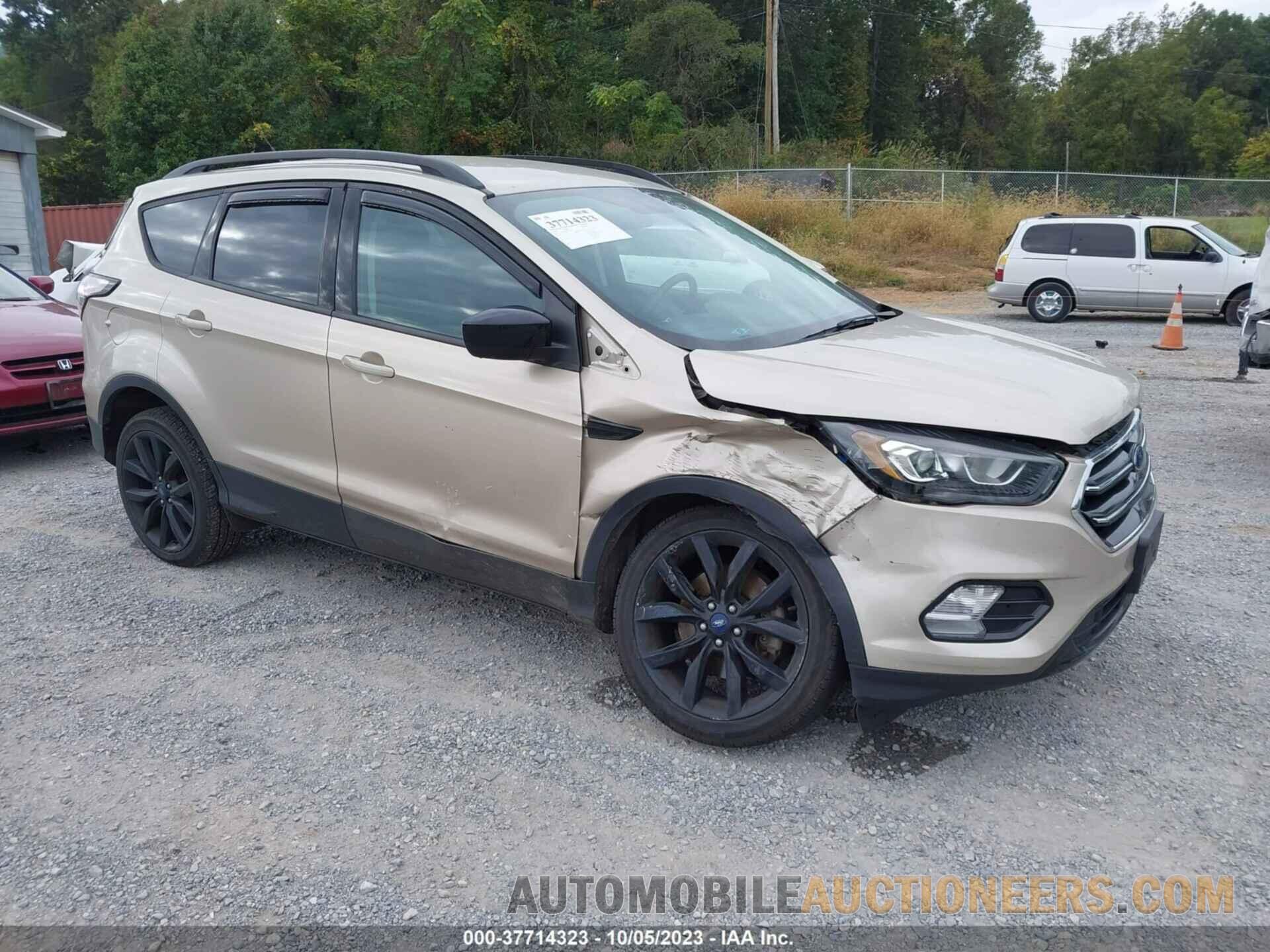 1FMCU9GD7JUA15910 FORD ESCAPE 2018