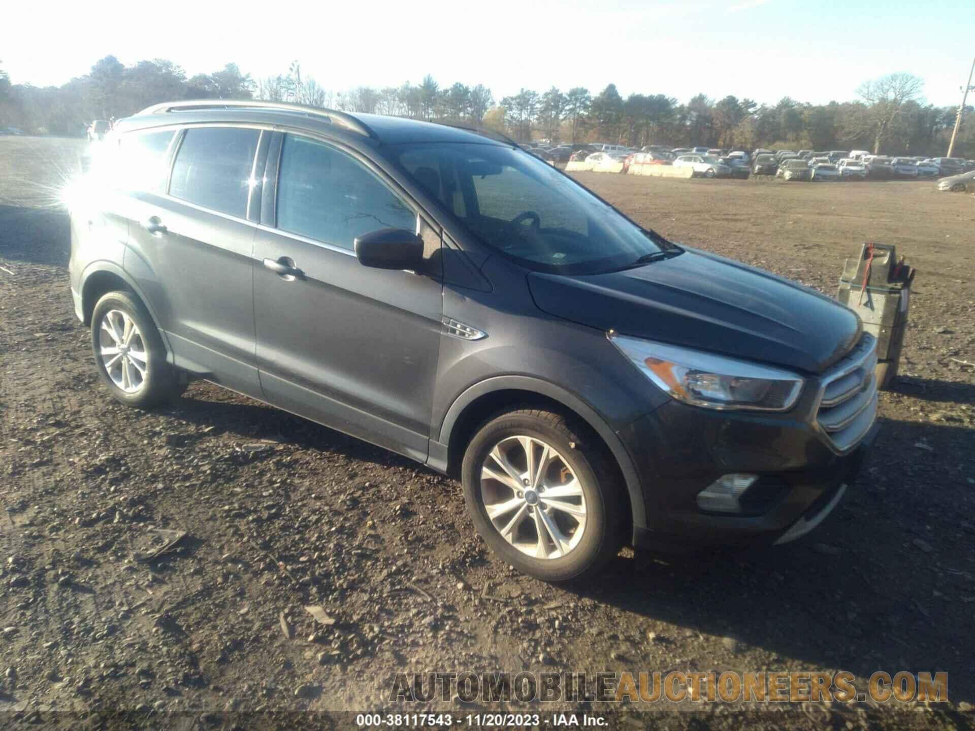 1FMCU9GD7JUB01671 FORD ESCAPE 2018