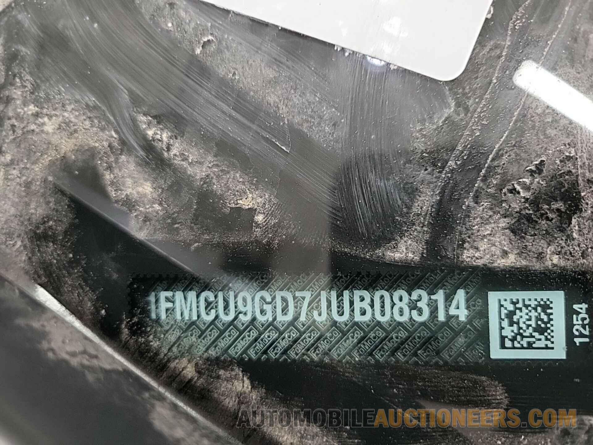 1FMCU9GD7JUB08314 FORD ESCAPE 2018