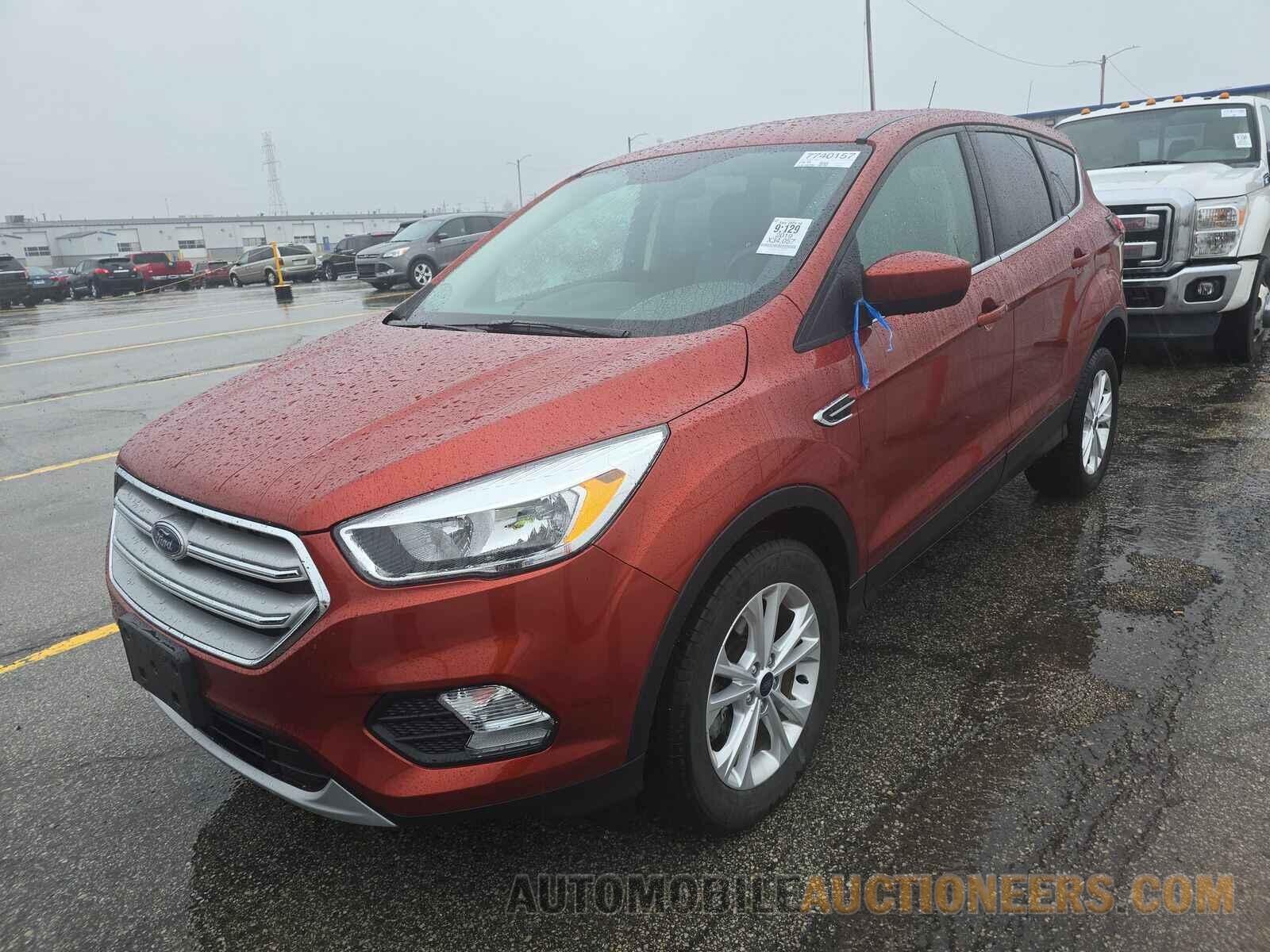 1FMCU9GD7KUA92598 Ford Escape 2019