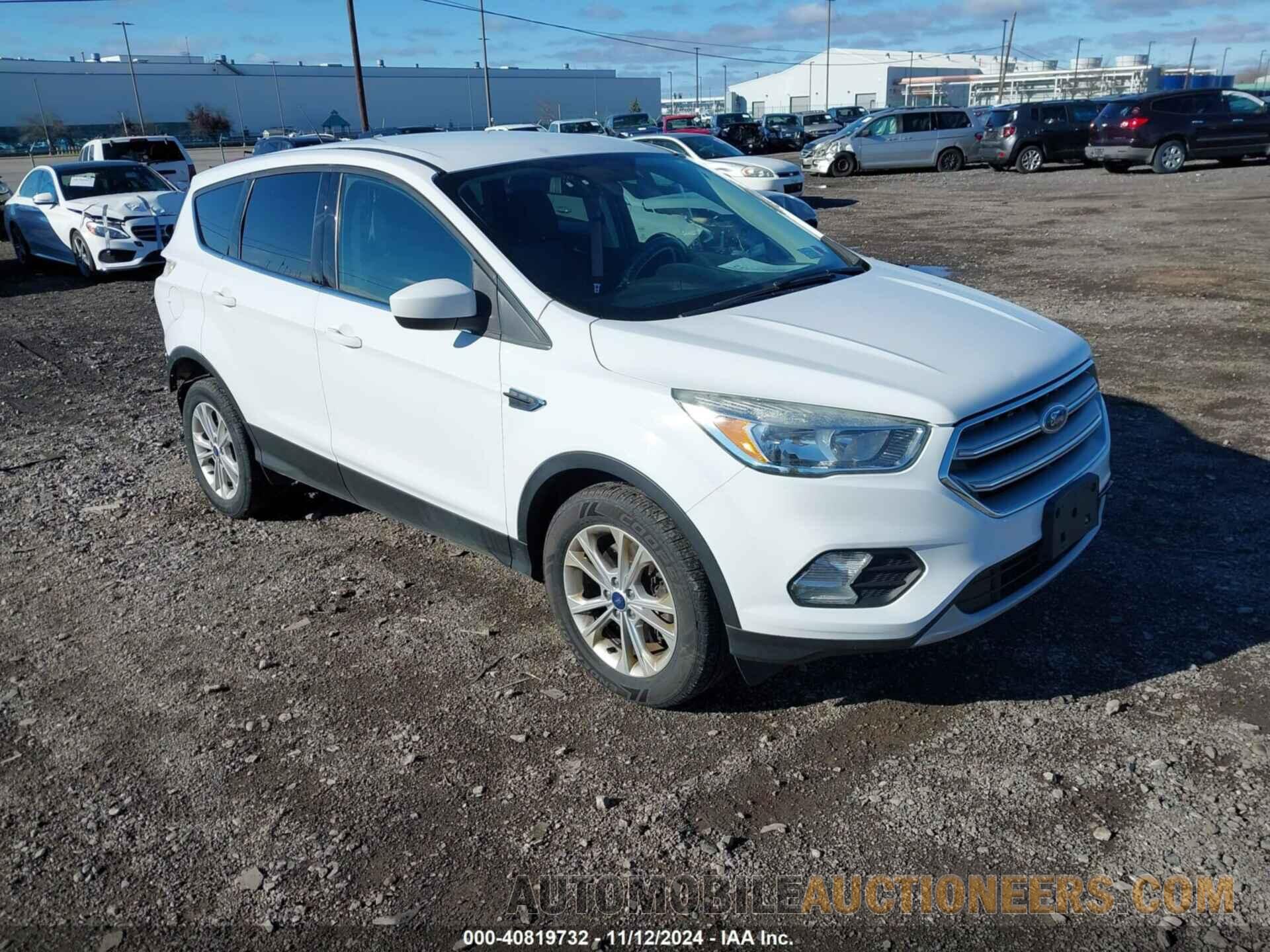 1FMCU9GD8HUB05769 FORD ESCAPE 2017