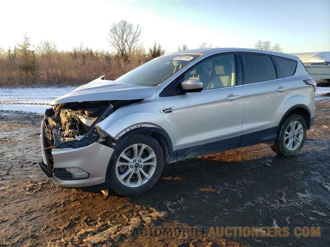 1FMCU9GD8HUB75997 FORD ESCAPE 2017