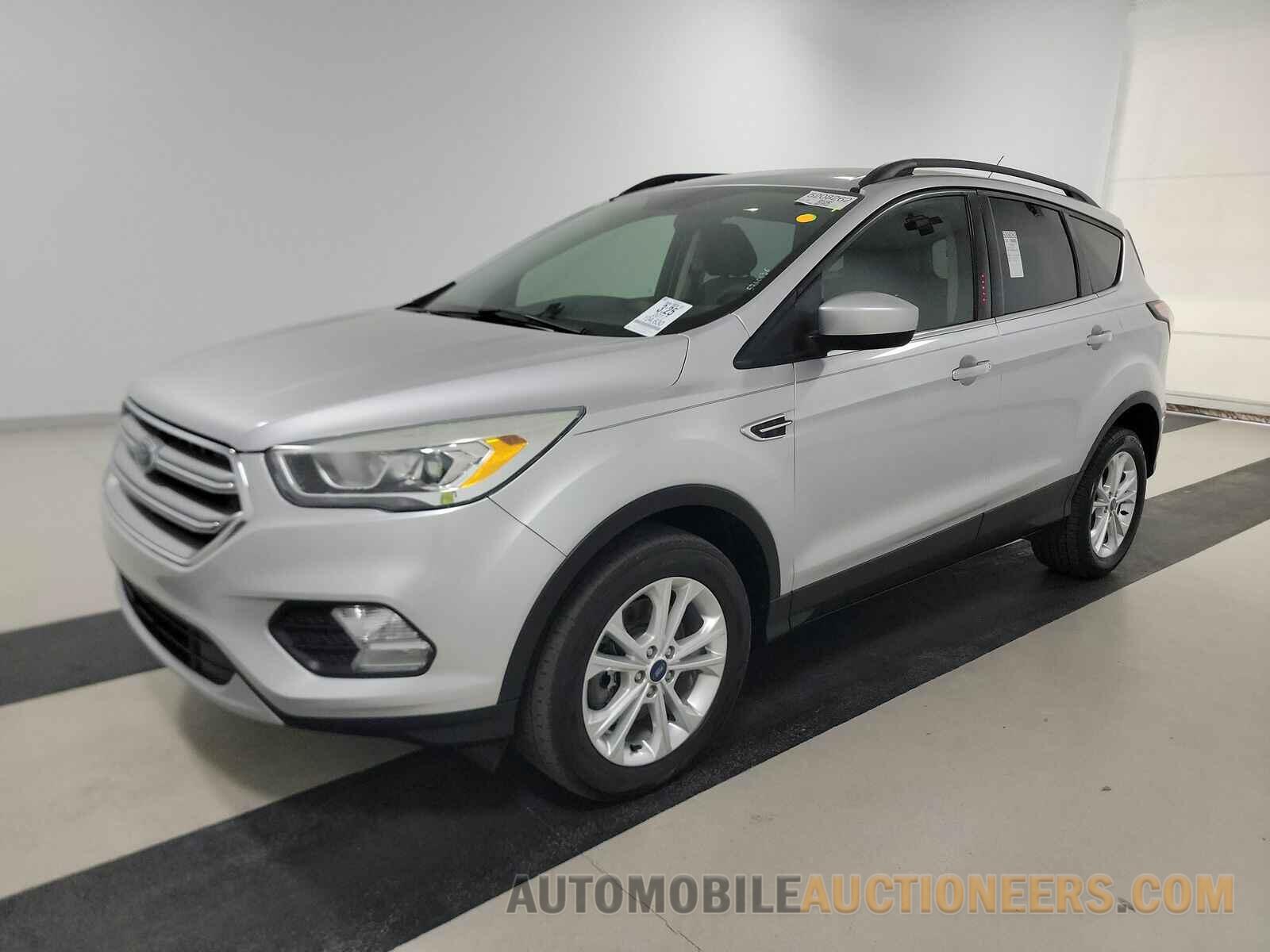 1FMCU9GD8HUD15417 Ford Escape 2017