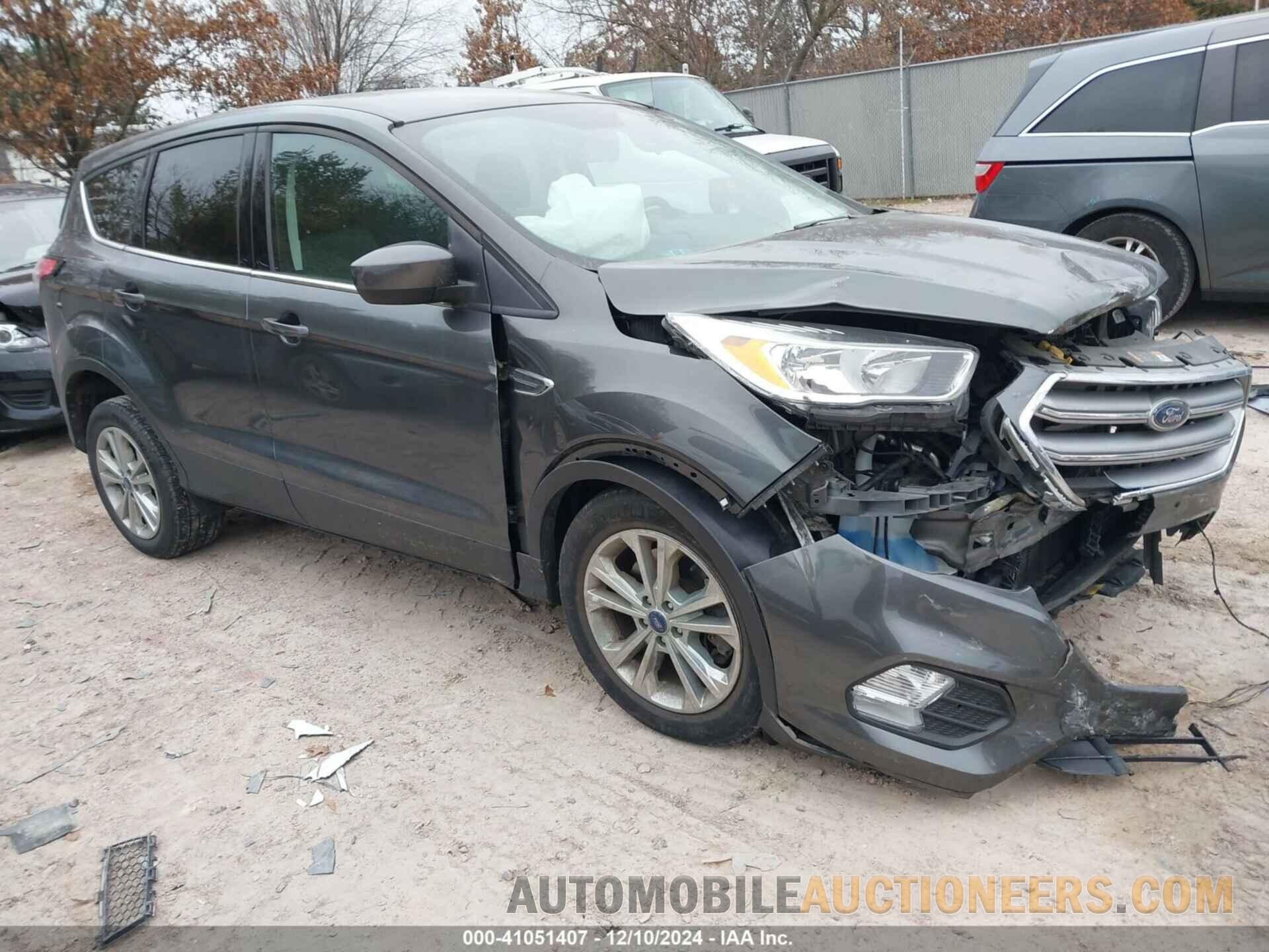 1FMCU9GD8HUE75894 FORD ESCAPE 2017