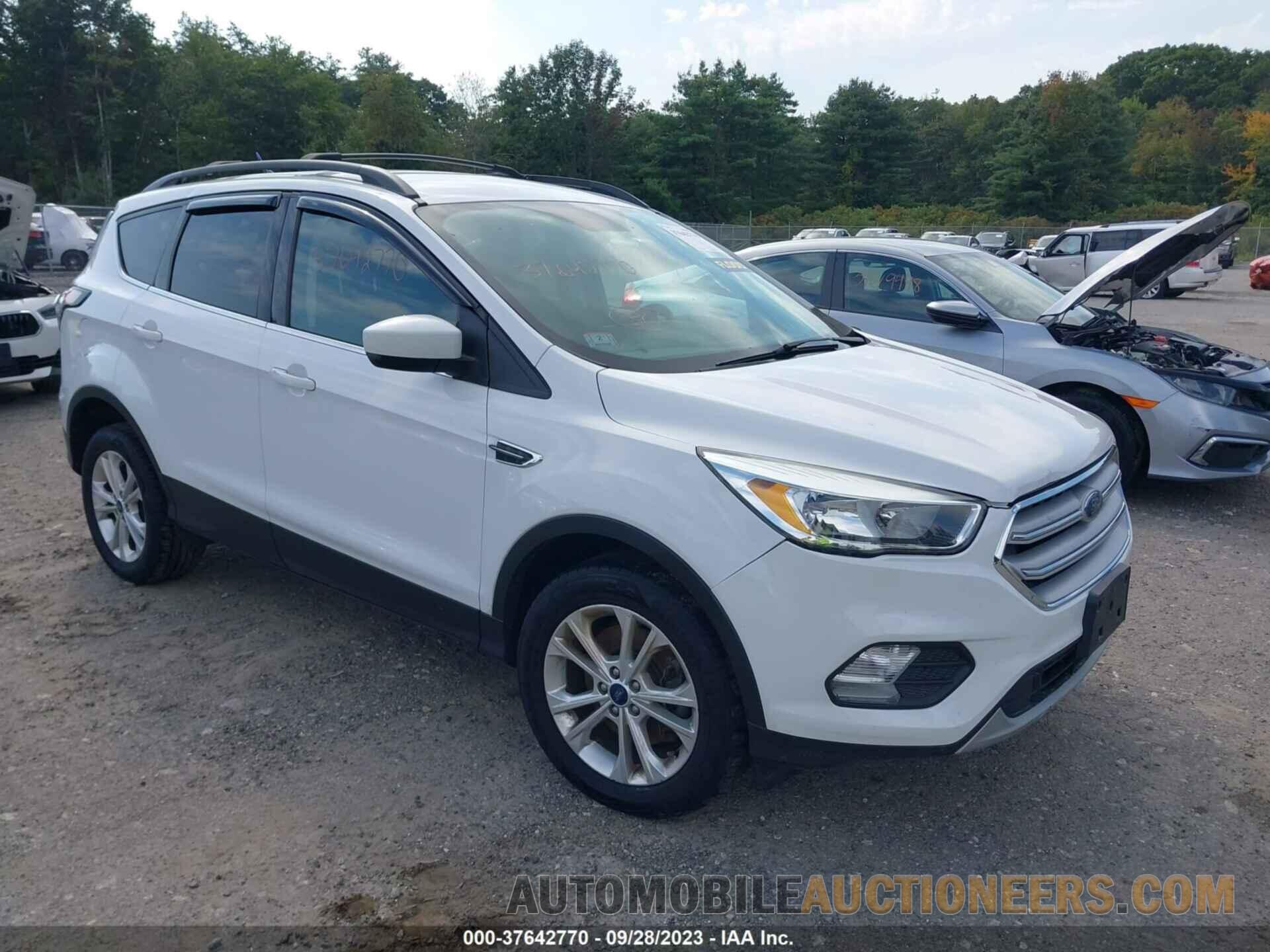 1FMCU9GD8JUA77123 FORD ESCAPE 2018