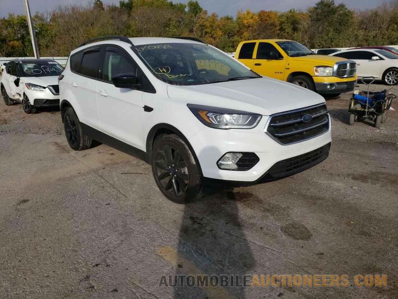 1FMCU9GD8JUC04789 FORD ESCAPE 2018