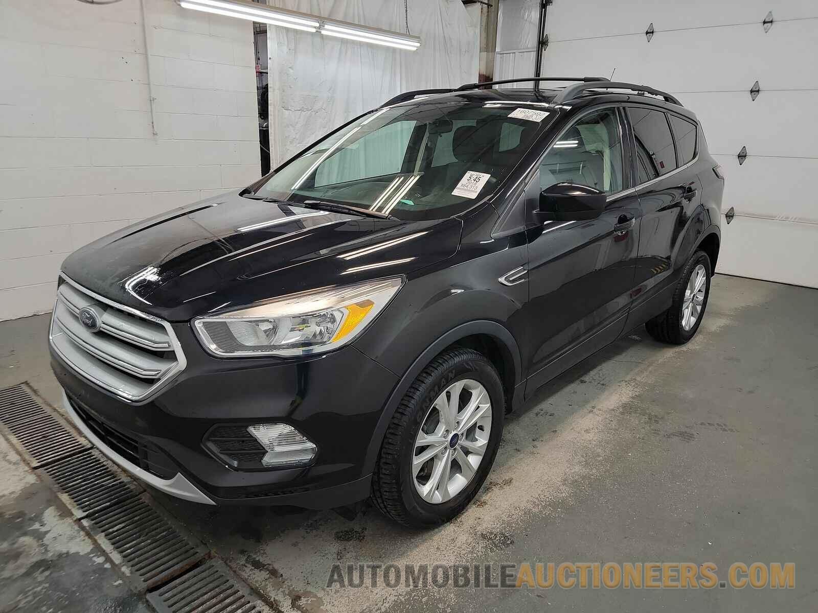 1FMCU9GD8JUC99029 Ford Escape 2018