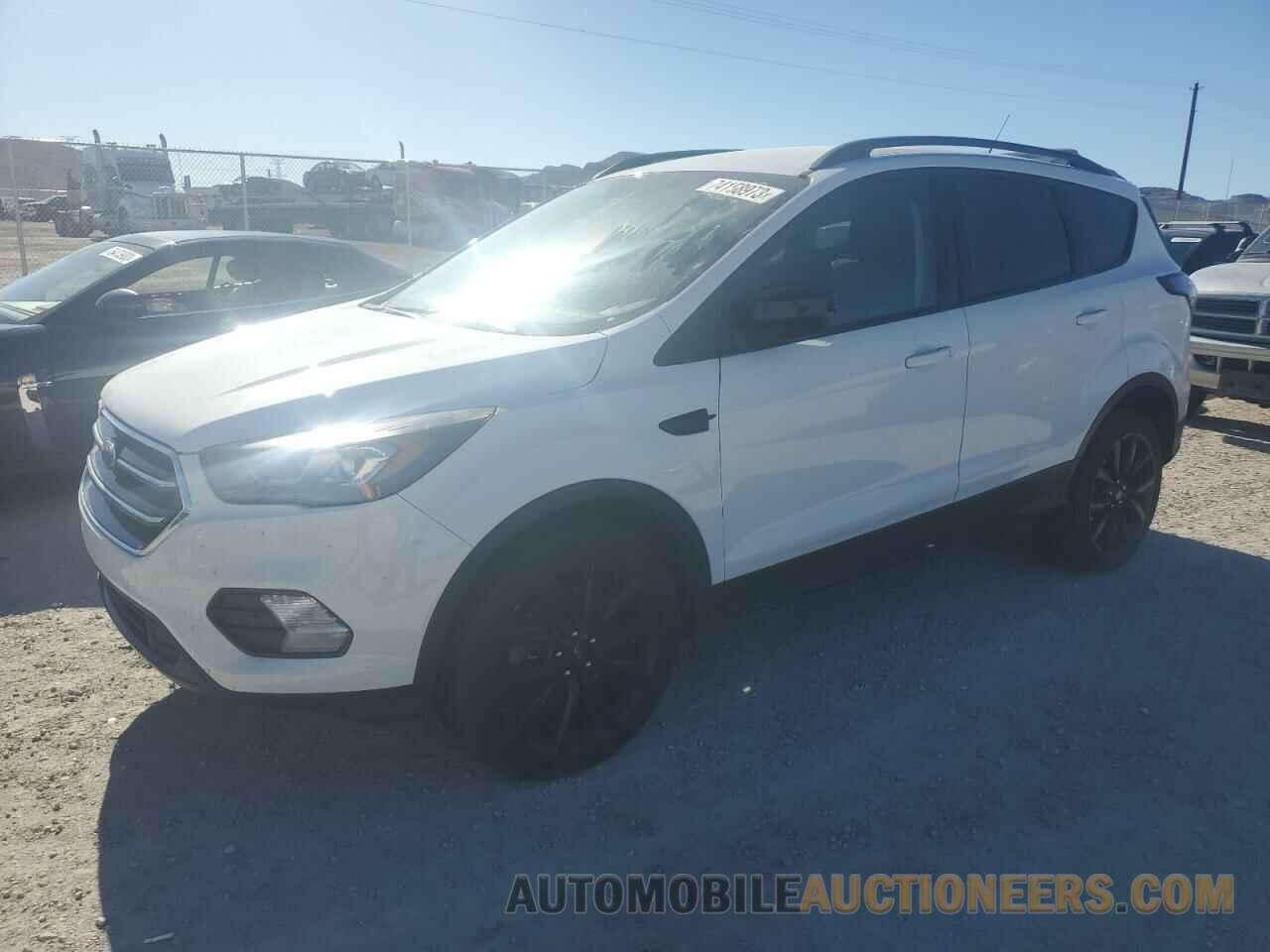 1FMCU9GD8JUD49315 FORD ESCAPE 2018