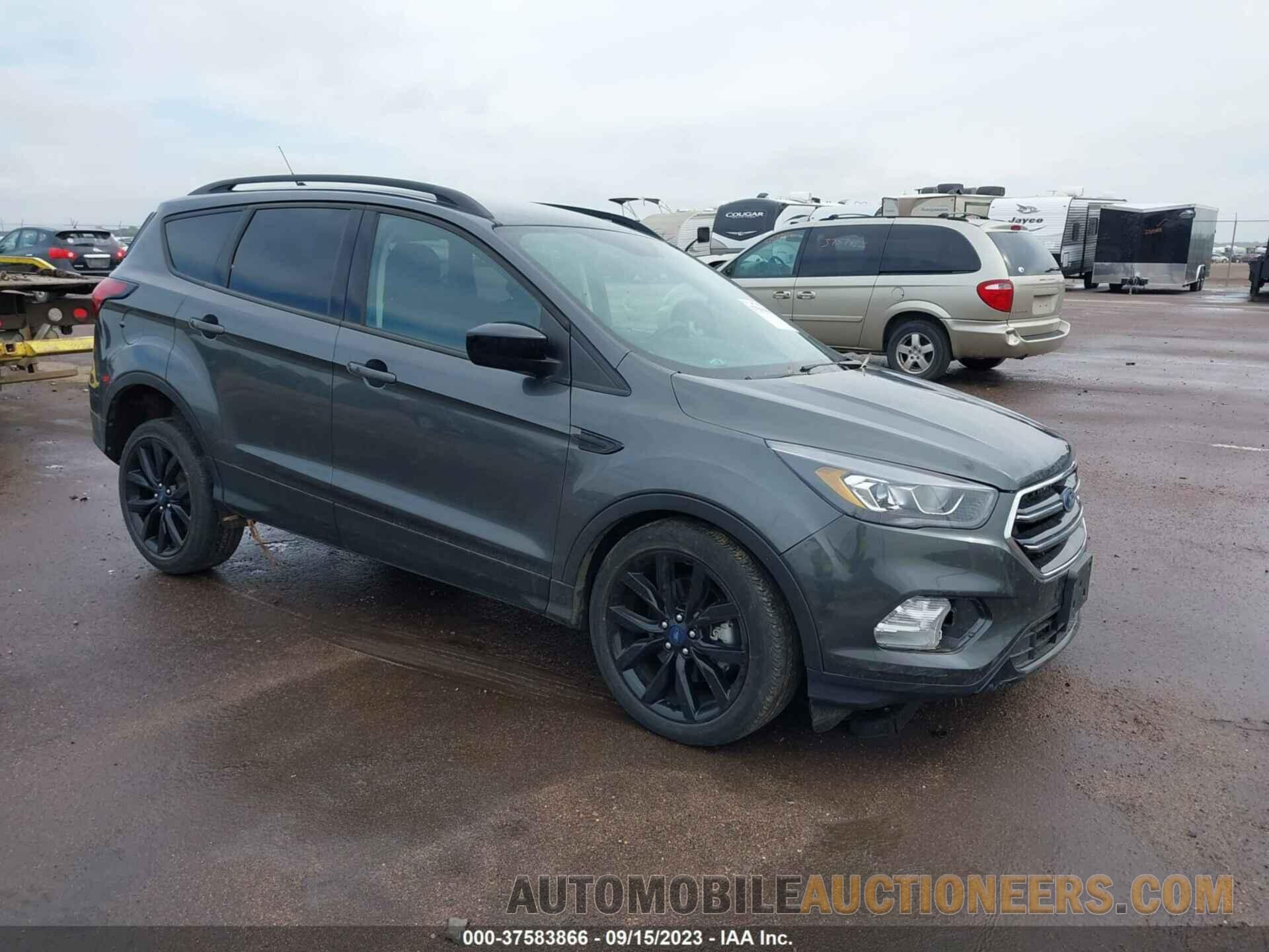 1FMCU9GD8KUB10400 FORD ESCAPE 2019