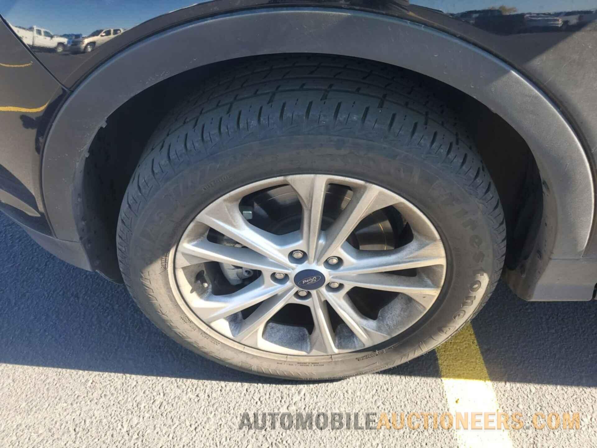 1FMCU9GD8KUB33448 FORD ESCAPE 2019