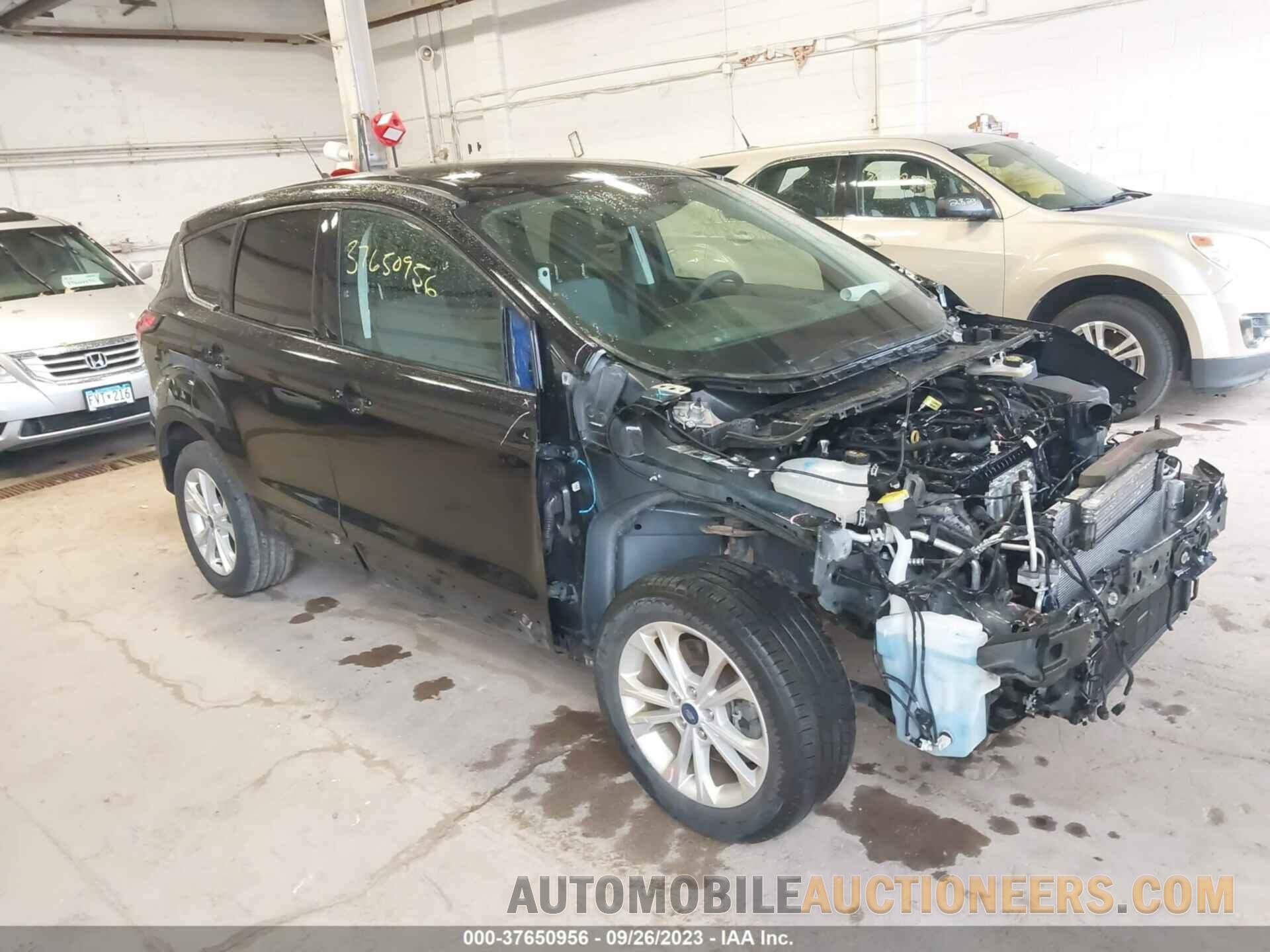 1FMCU9GD8KUB77482 FORD ESCAPE 2019