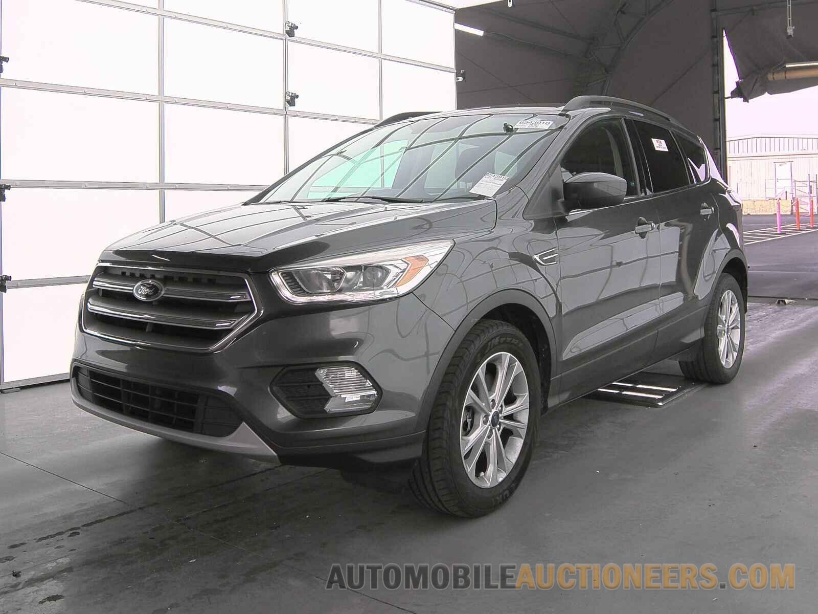 1FMCU9GD9HUA83782 Ford Escape 2017