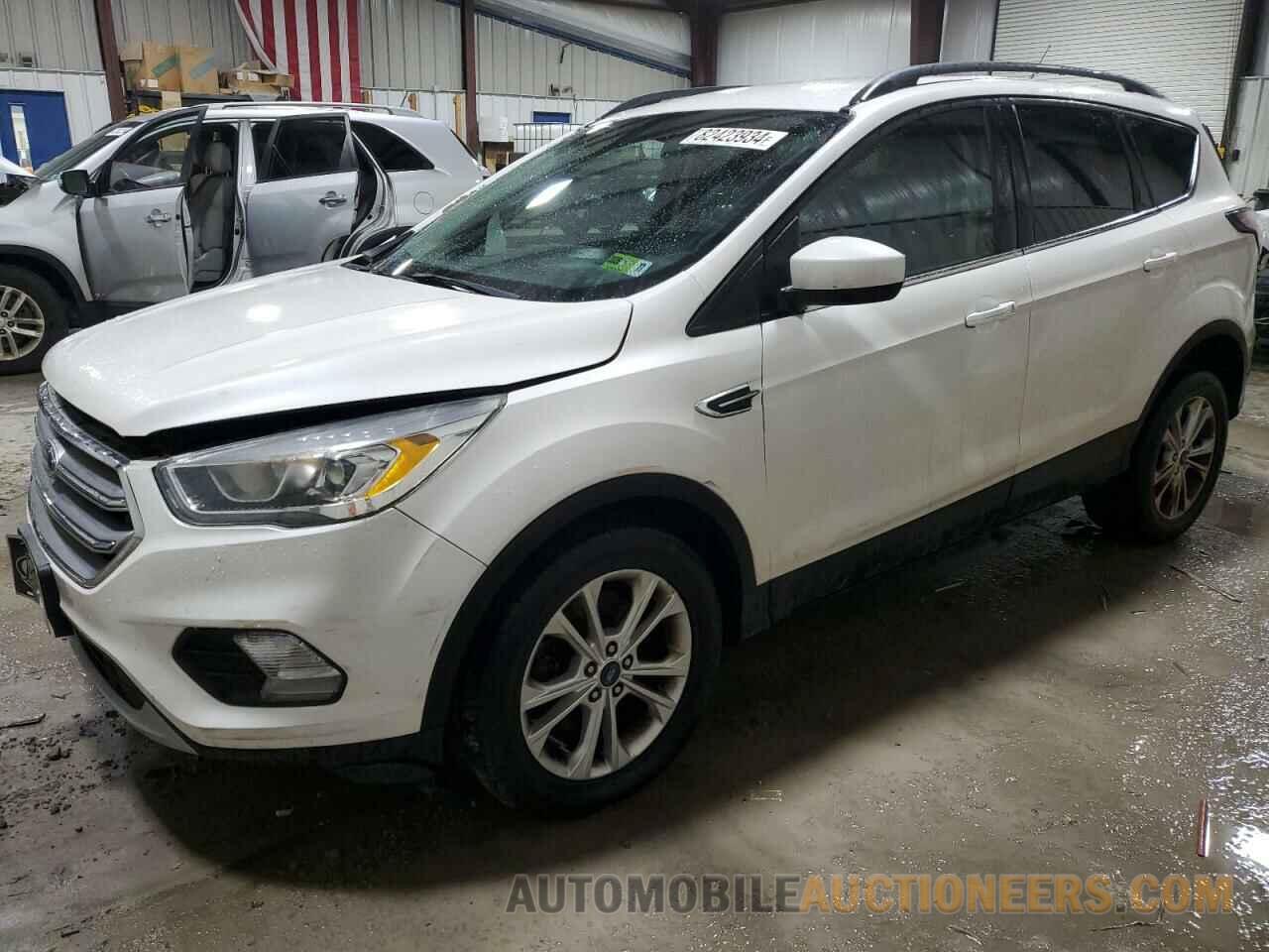 1FMCU9GD9HUA90456 FORD ESCAPE 2017