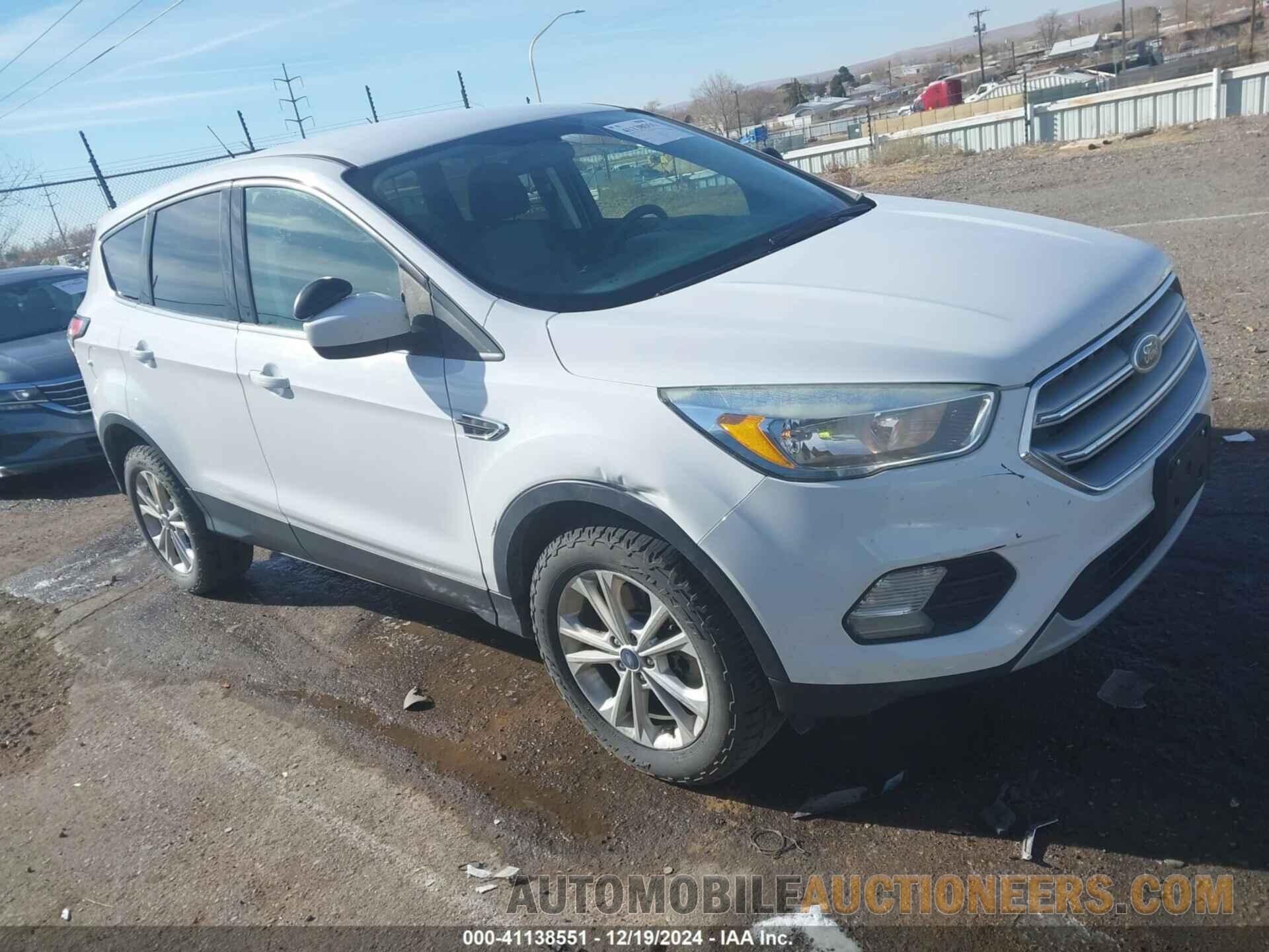 1FMCU9GDXHUA41248 FORD ESCAPE 2017