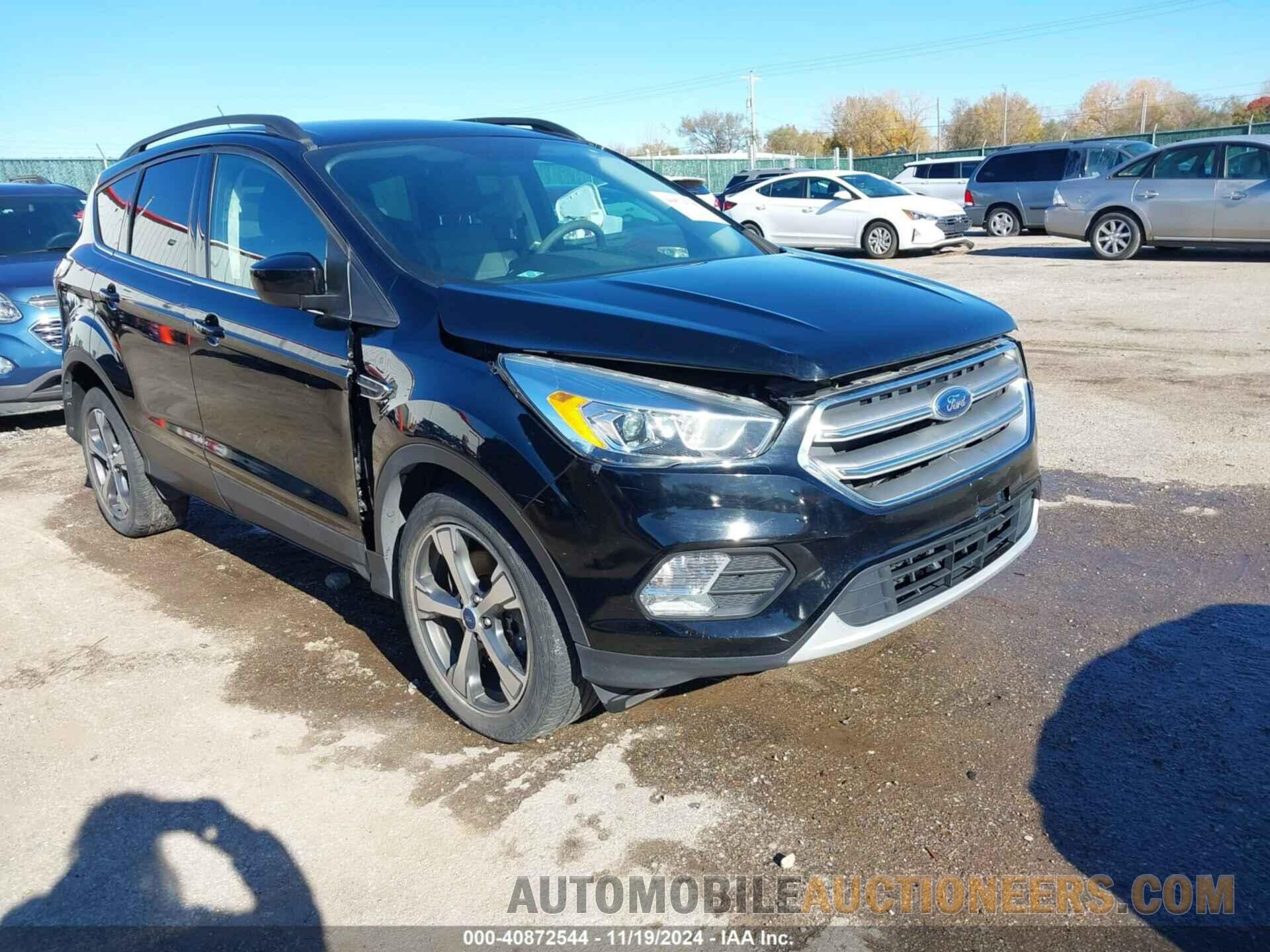 1FMCU9GDXHUB08186 FORD ESCAPE 2017