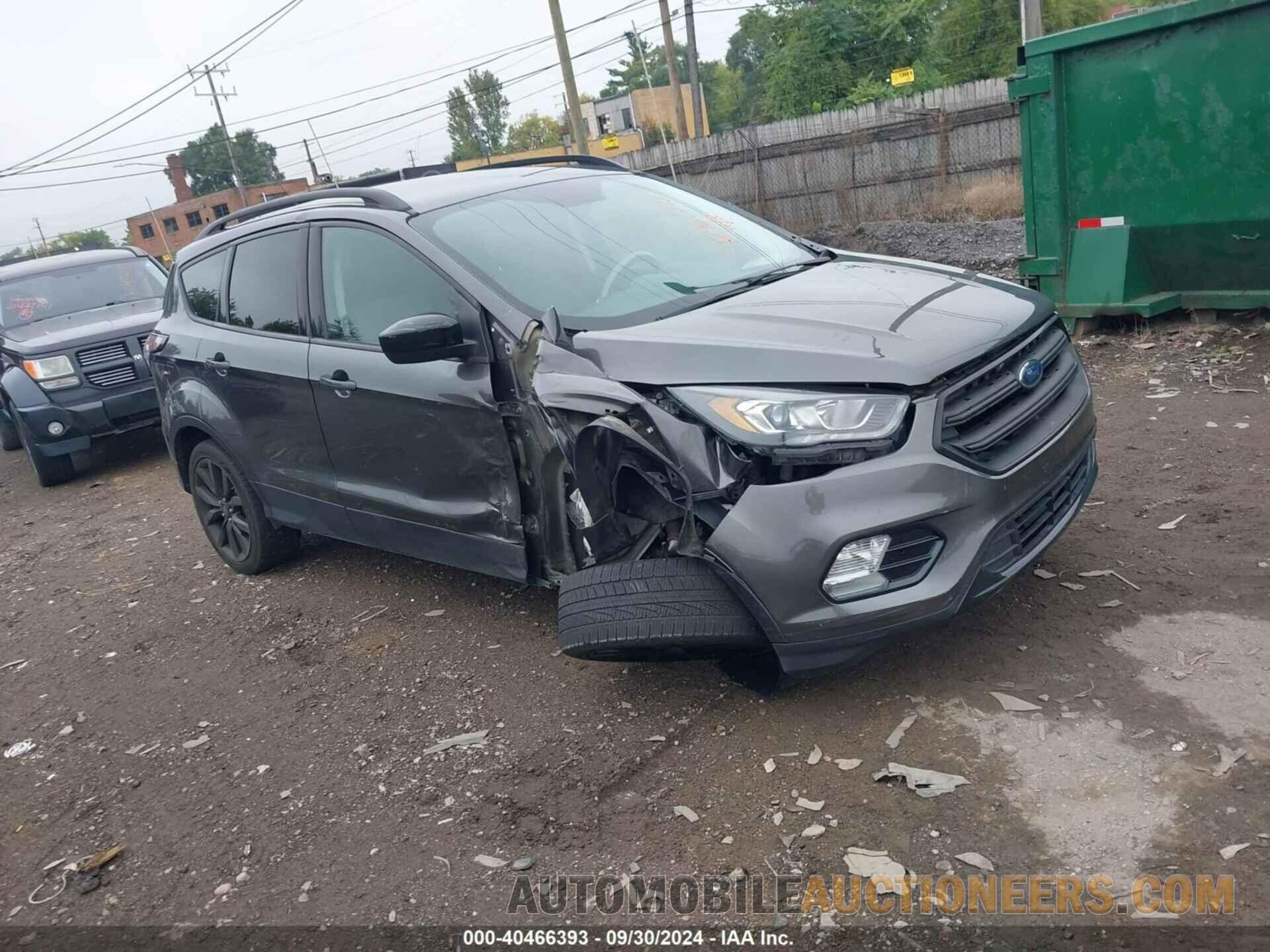 1FMCU9GDXJUA82968 FORD ESCAPE 2018