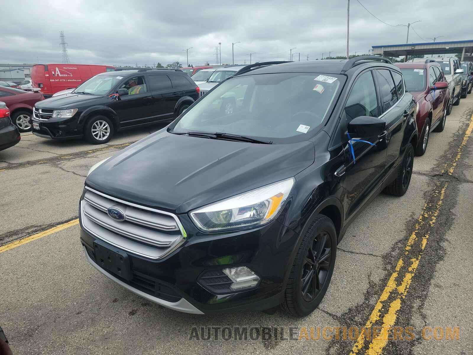 1FMCU9GDXJUB99353 Ford Escape 2018