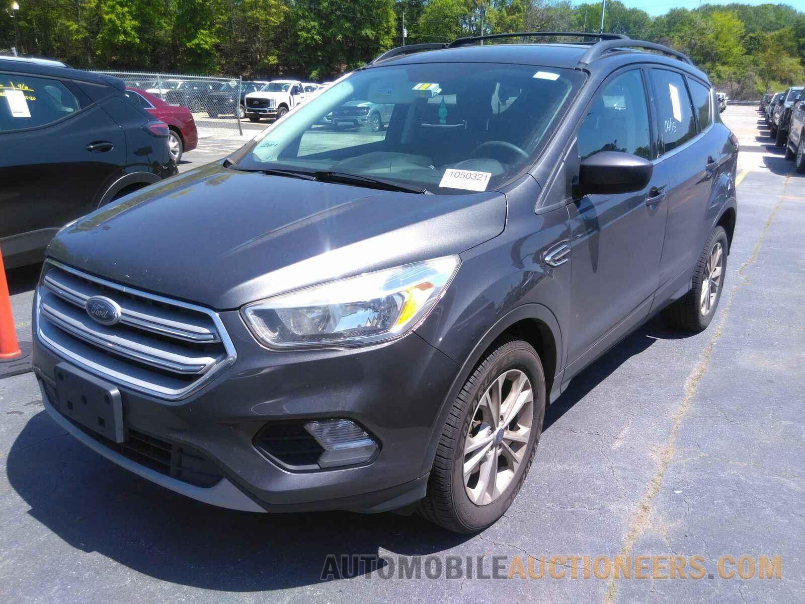 1FMCU9GDXJUC98769 Ford Escape 2018