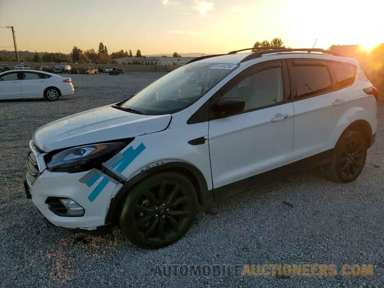 1FMCU9GDXKUB06526 FORD ESCAPE 2019