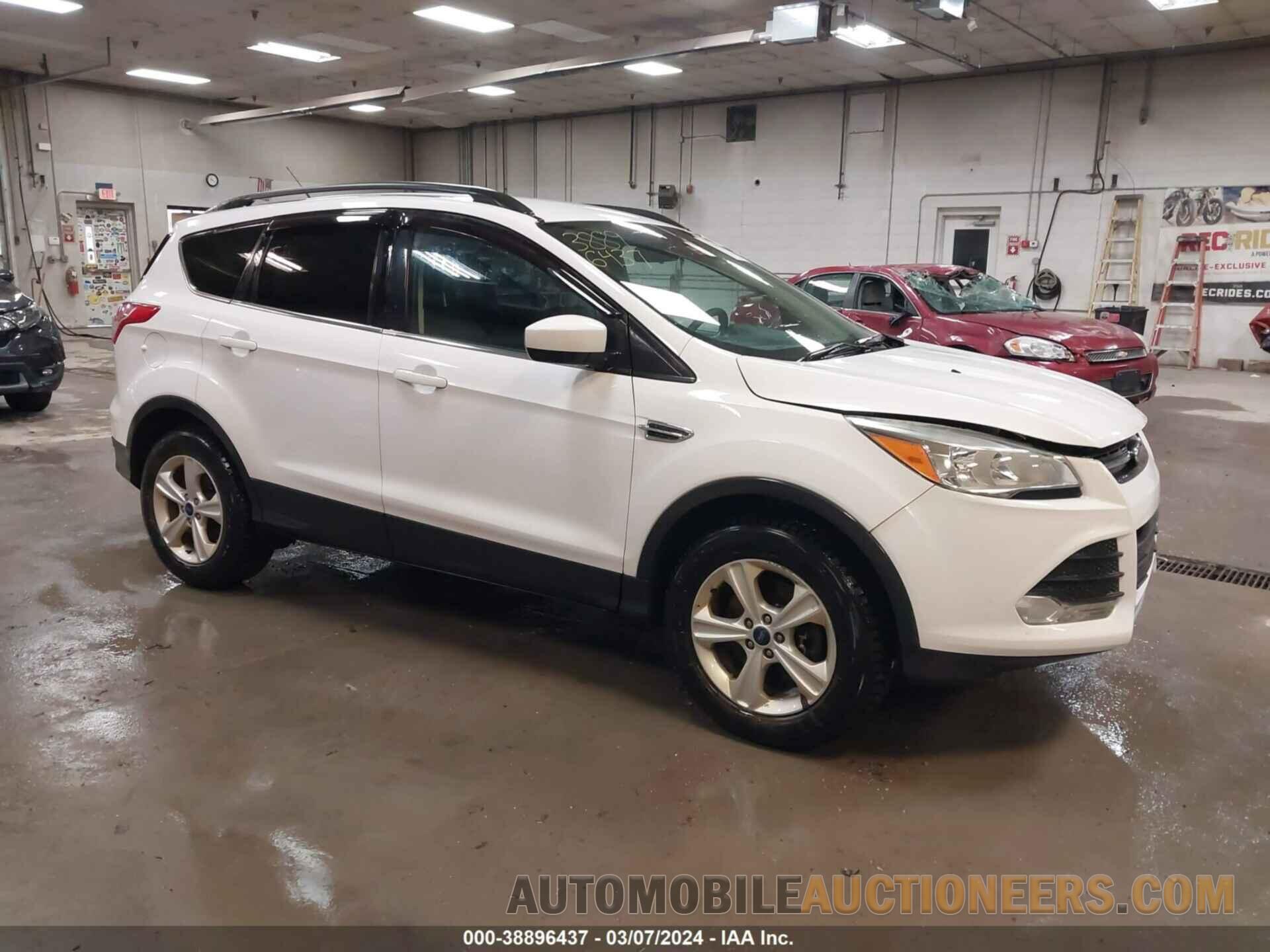 1FMCU9GX1GUB18260 FORD ESCAPE 2016