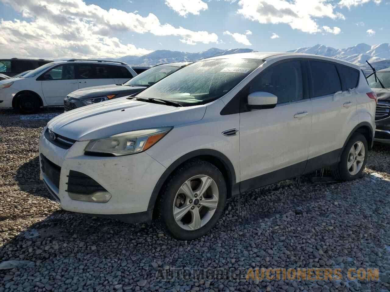 1FMCU9GX2GUB26139 FORD ESCAPE 2016