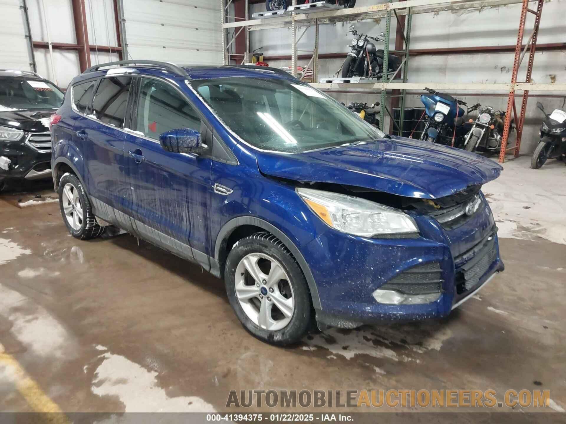 1FMCU9GX2GUB86194 FORD ESCAPE 2016