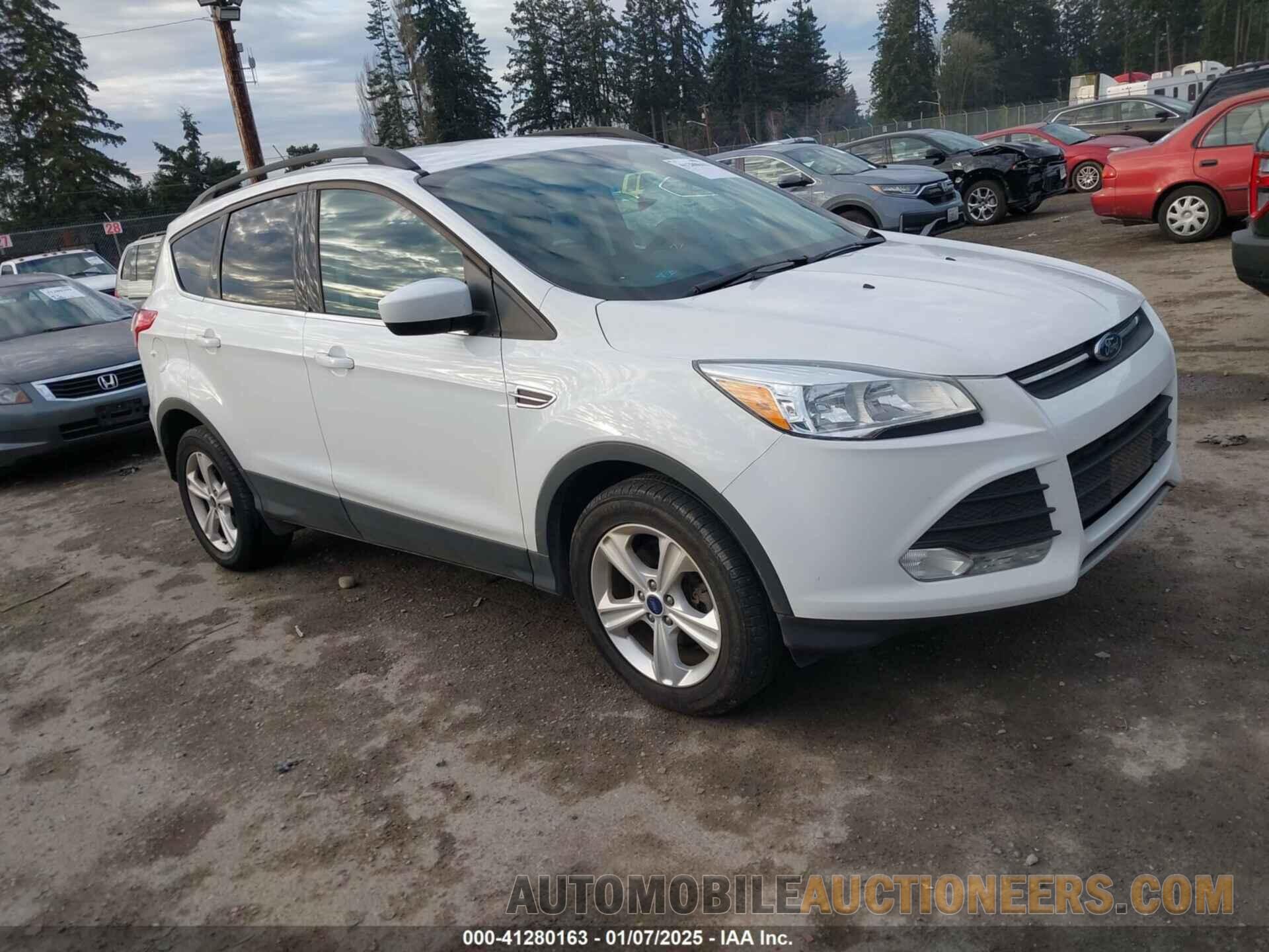 1FMCU9GX4FUC13135 FORD ESCAPE 2015