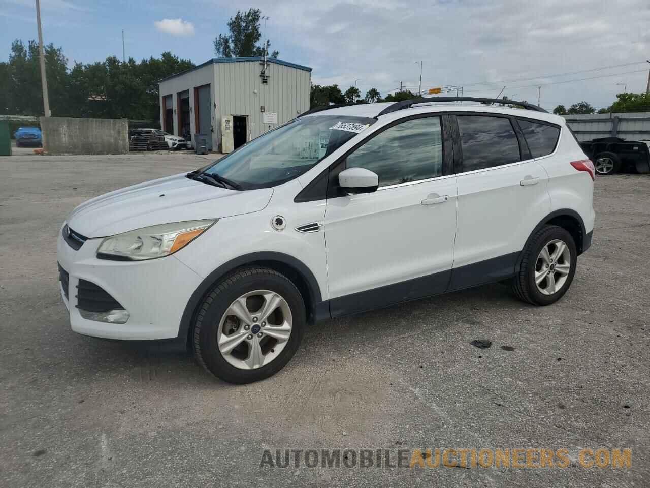 1FMCU9GX5FUC64675 FORD ESCAPE 2015