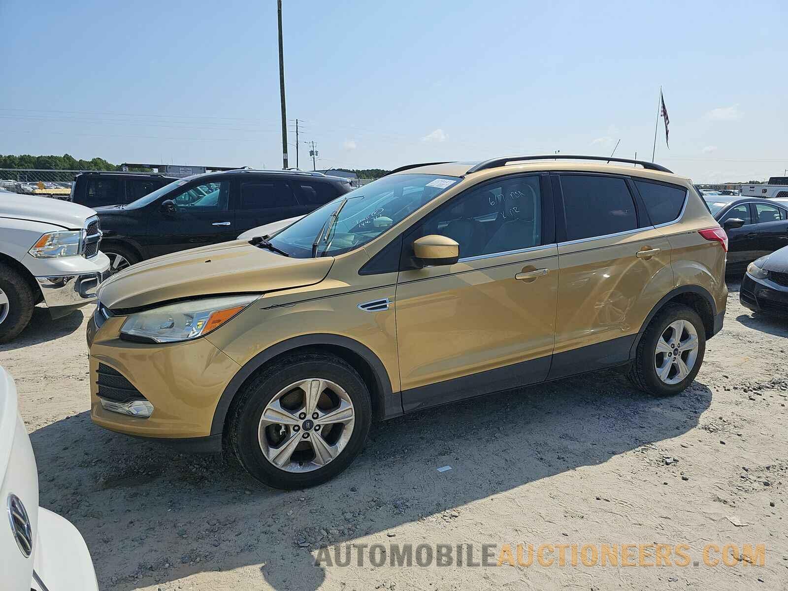 1FMCU9GX9FUA80016 Ford Escape 2015