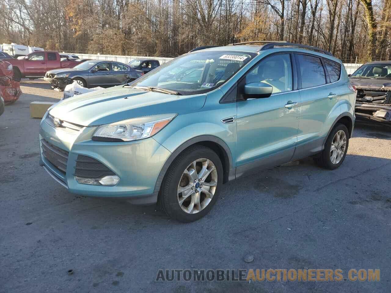 1FMCU9GXXDUB91137 FORD ESCAPE 2013