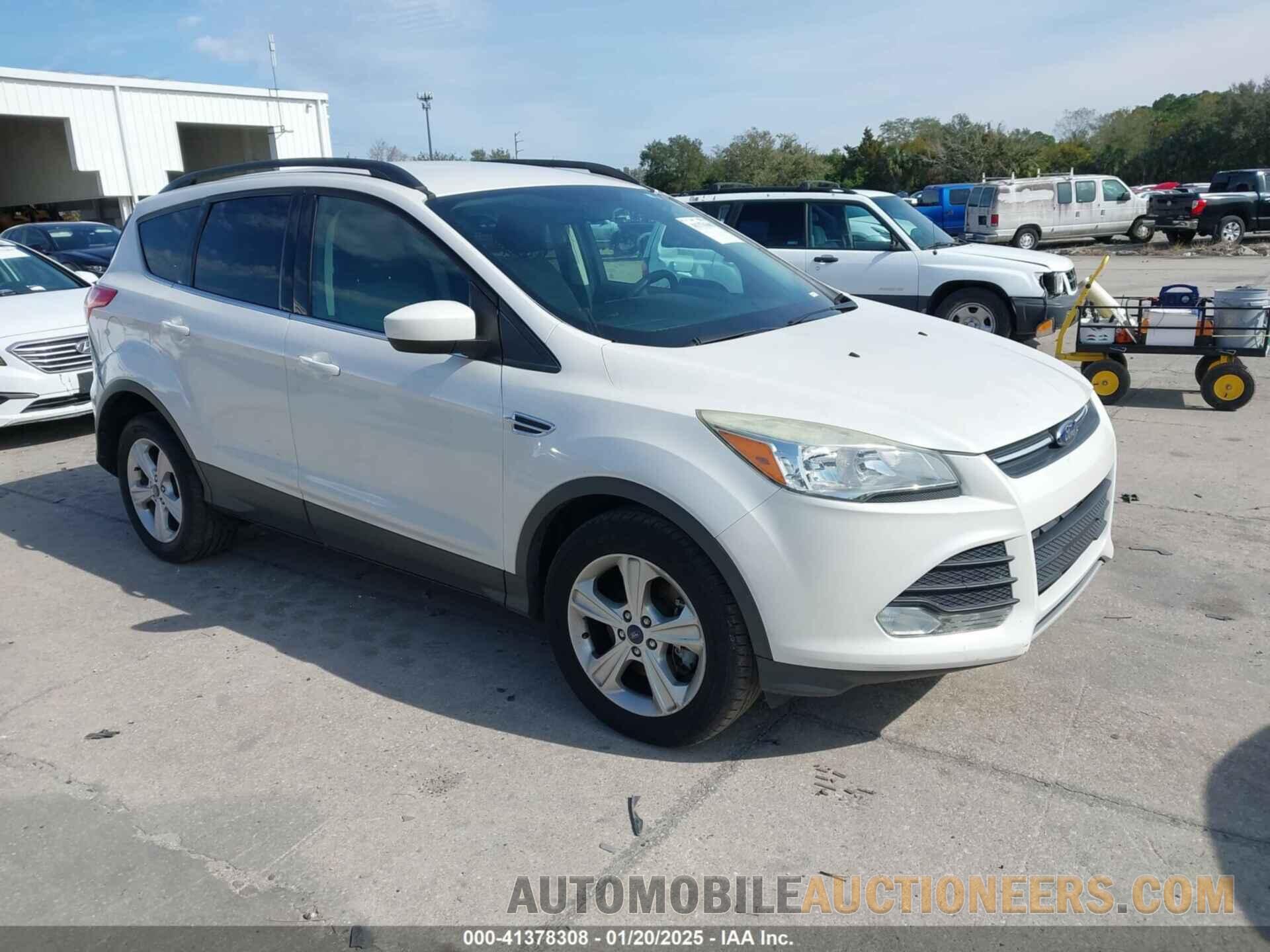 1FMCU9GXXFUB60599 FORD ESCAPE 2015