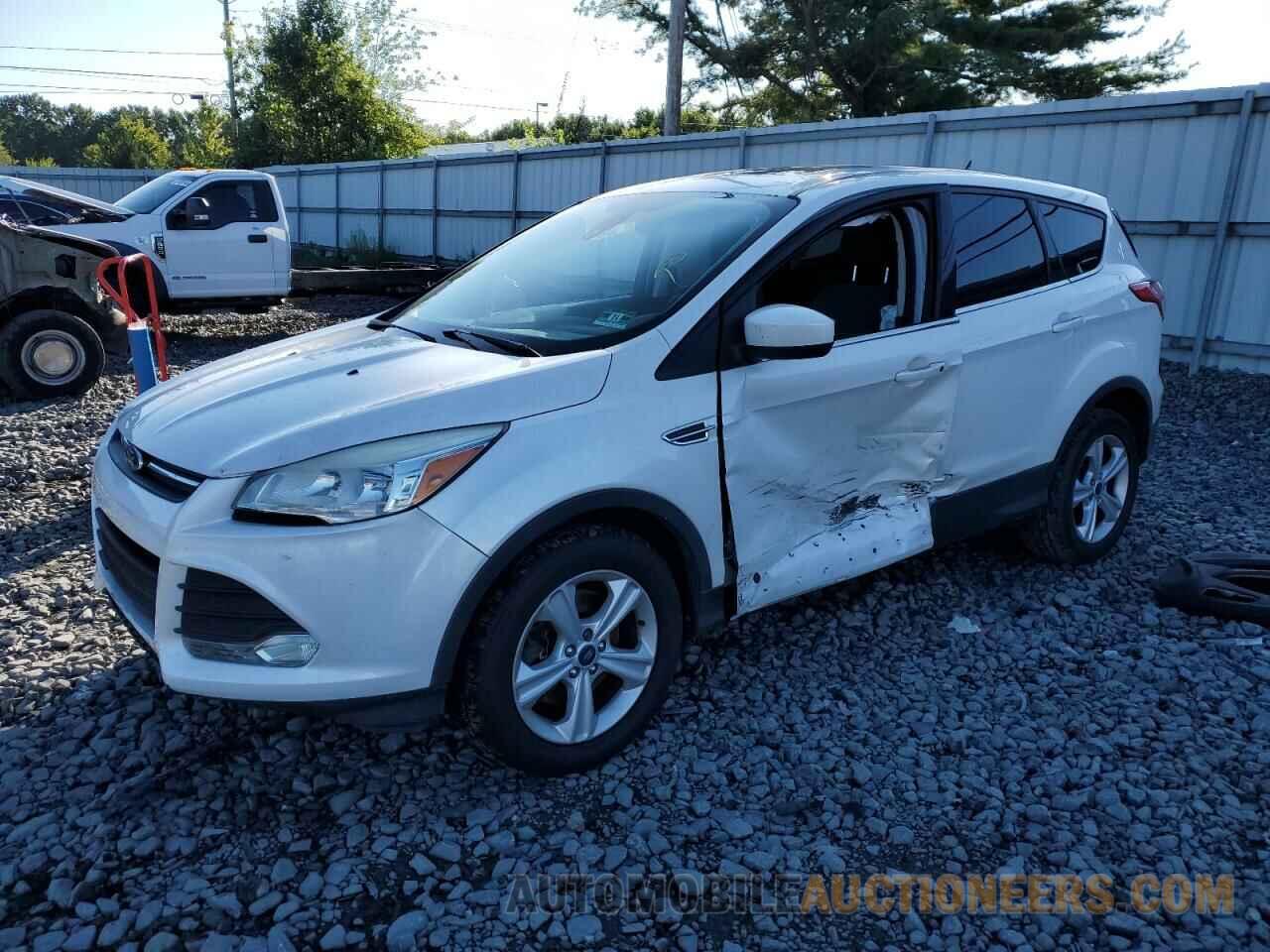 1FMCU9GXXFUC00180 FORD ESCAPE 2015