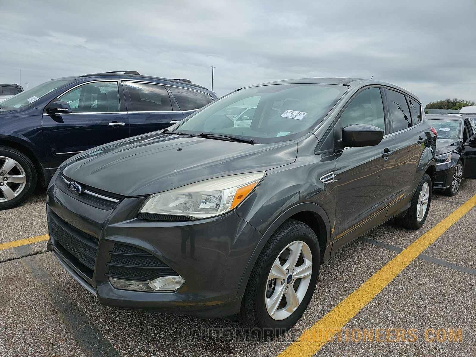 1FMCU9GXXGUA75151 Ford Escape 2016