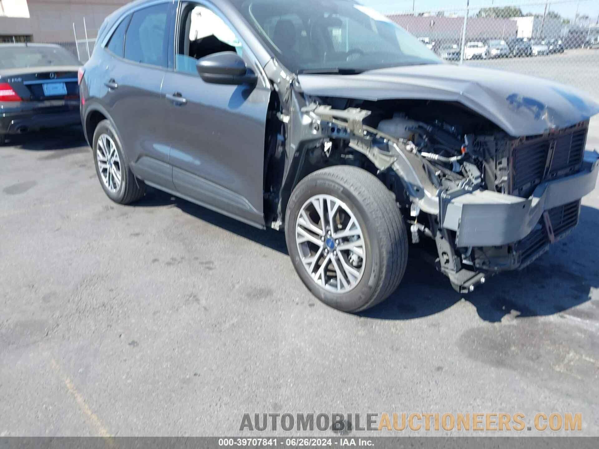 1FMCU9H64LUB05941 FORD ESCAPE 2020