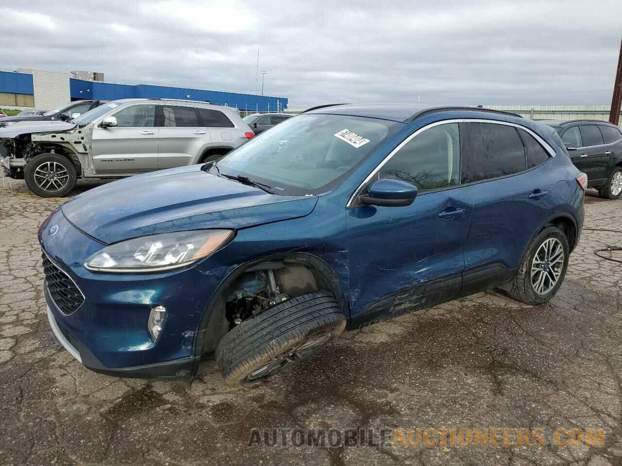 1FMCU9H68LUB00208 FORD ESCAPE 2020