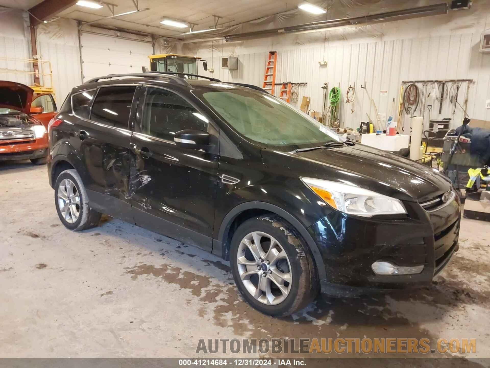 1FMCU9H95DUD89379 FORD ESCAPE 2013