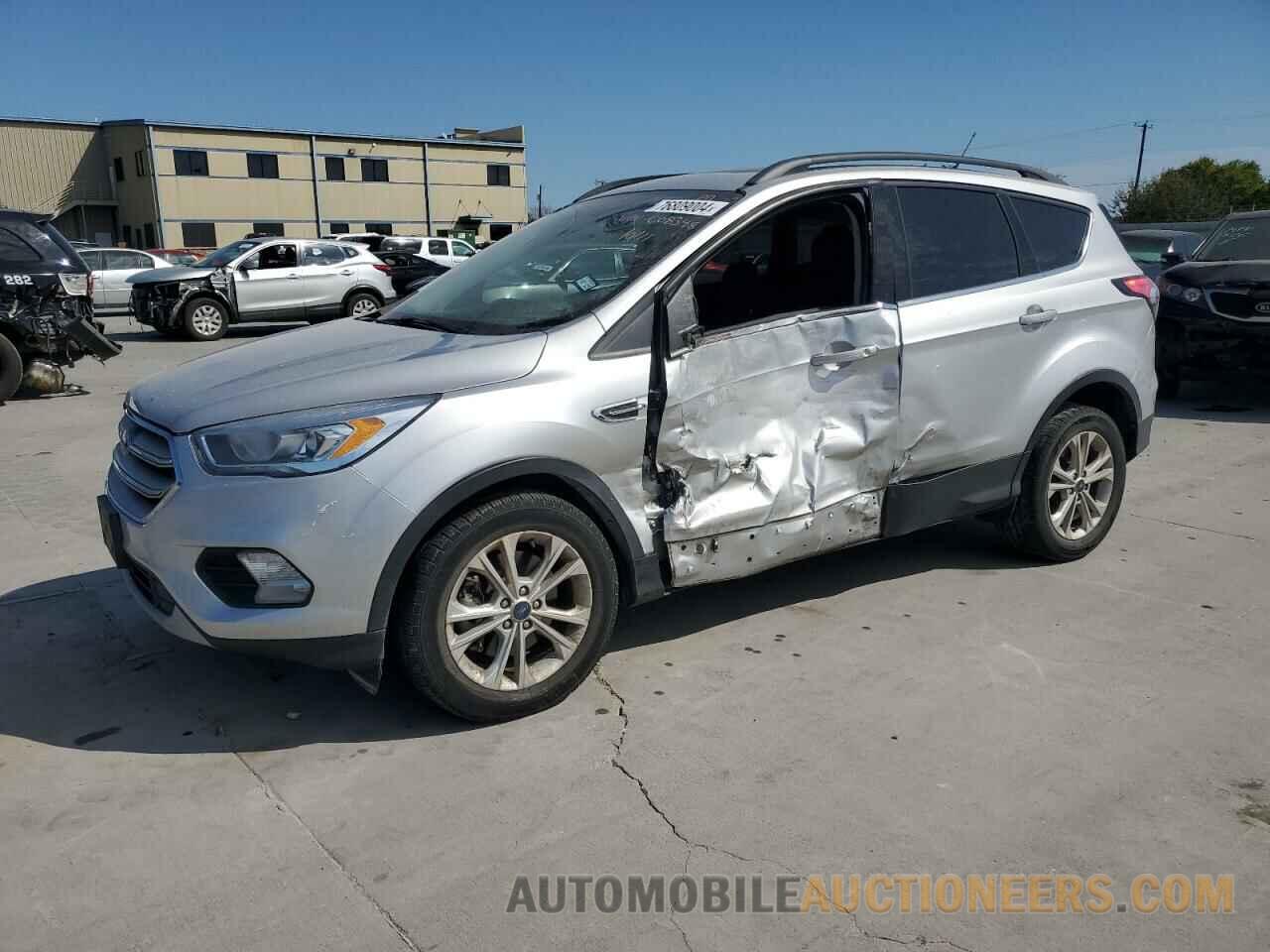 1FMCU9HD0JUC08348 FORD ESCAPE 2018