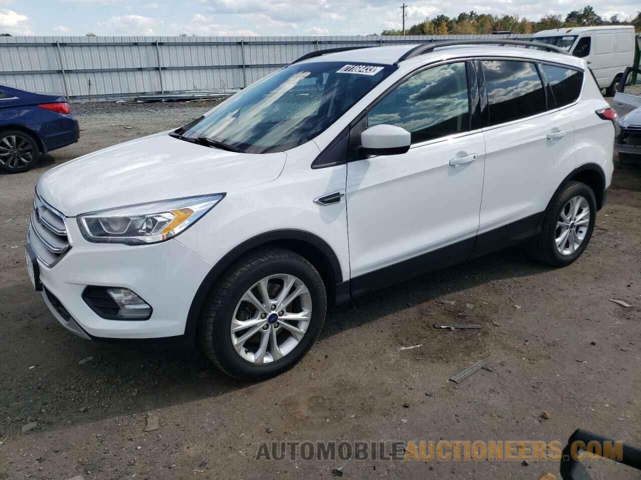 1FMCU9HD0JUC99041 FORD ESCAPE 2018