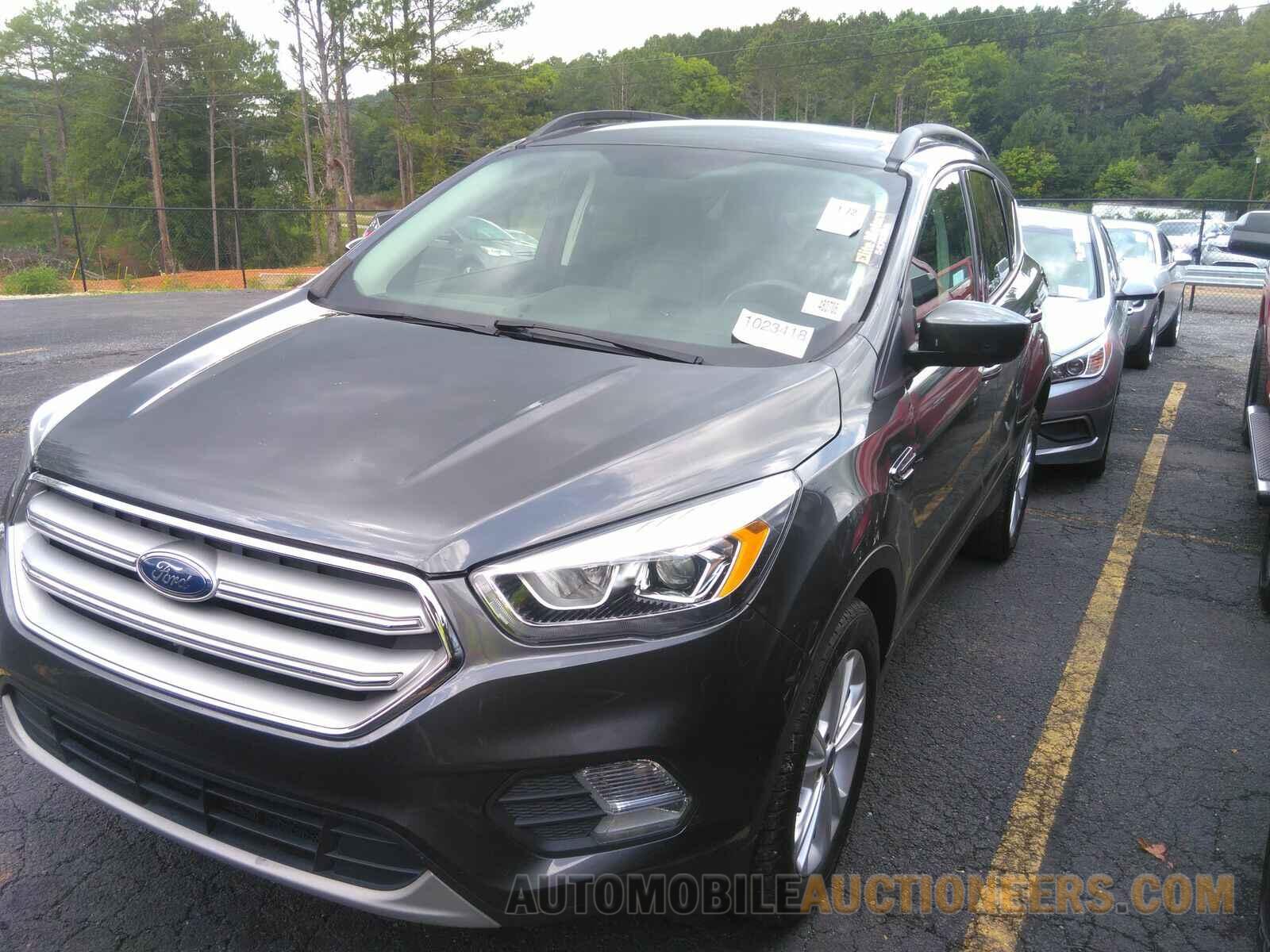 1FMCU9HD0KUB11782 Ford Escape 2019