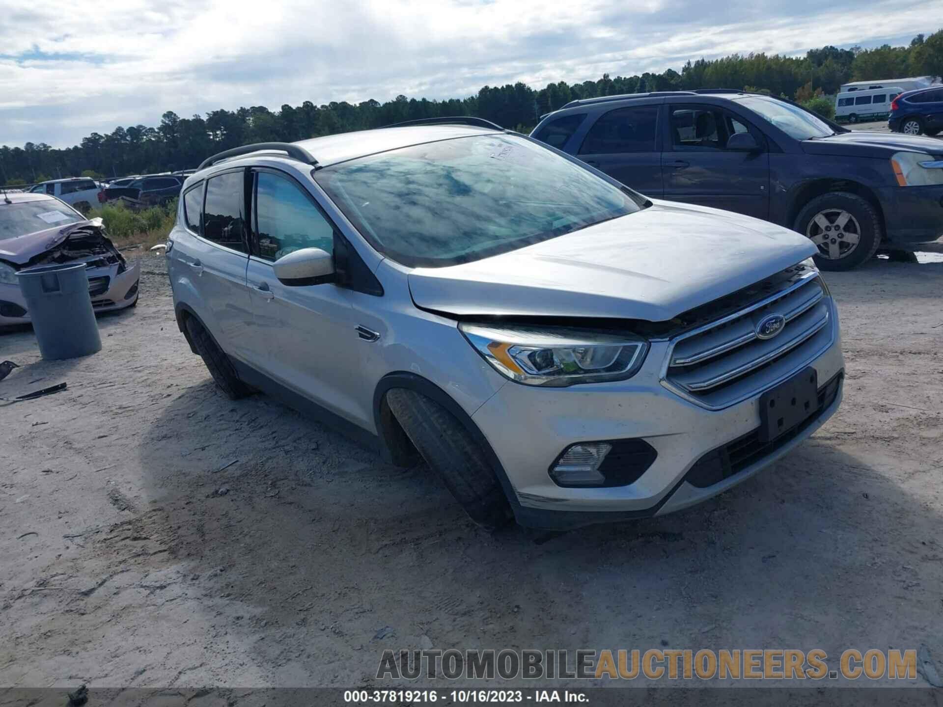 1FMCU9HD1JUB22157 FORD ESCAPE 2018