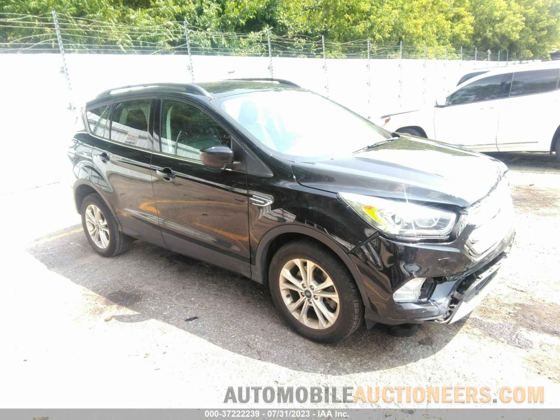 1FMCU9HD1JUC75198 FORD ESCAPE 2018