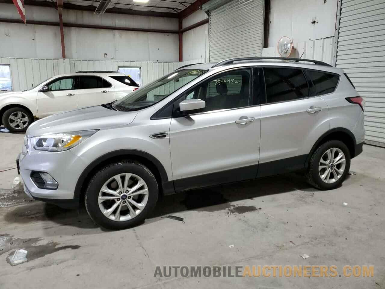 1FMCU9HD2JUB18800 FORD ESCAPE 2018