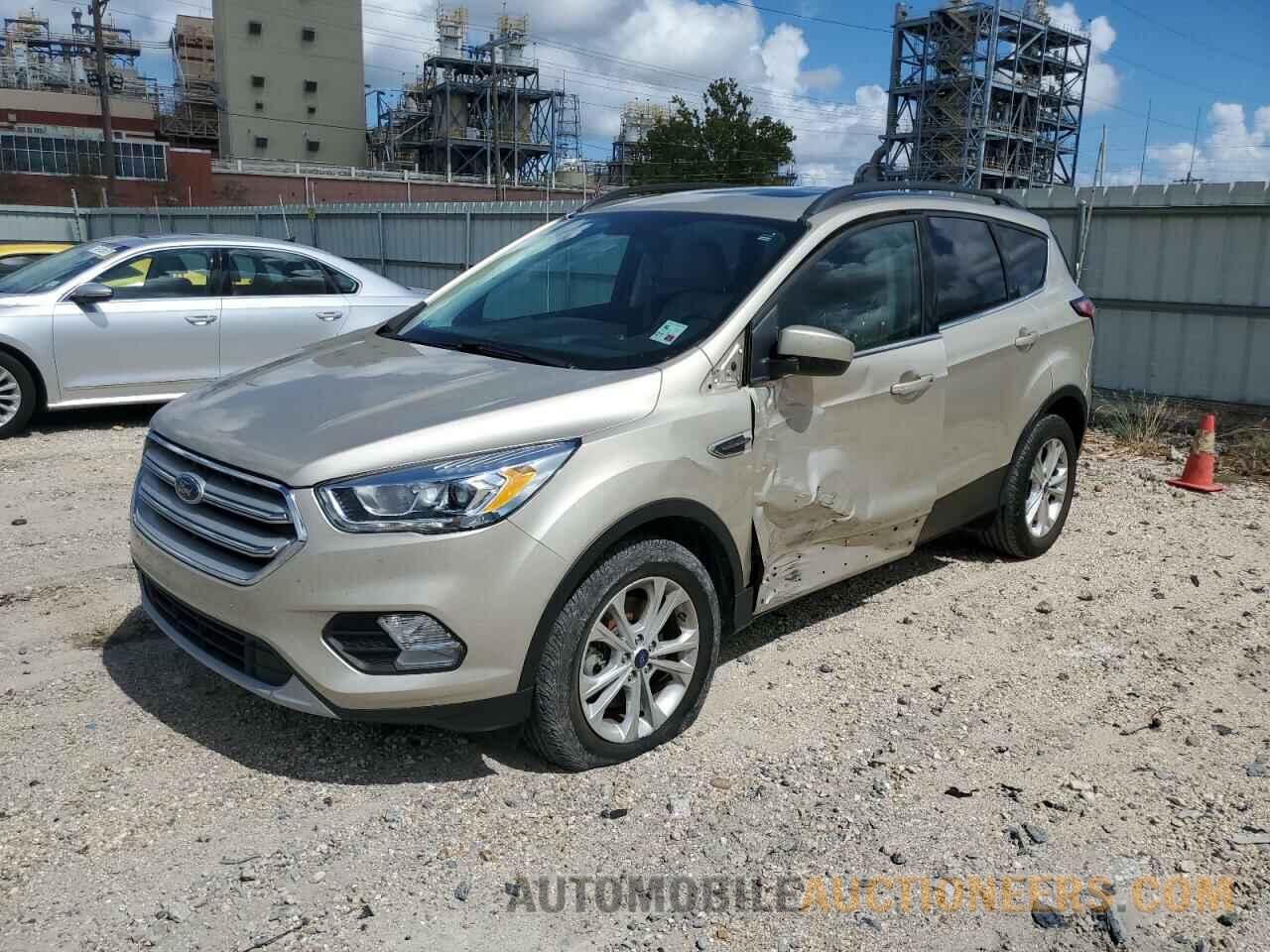 1FMCU9HD2JUB55359 FORD ESCAPE 2018