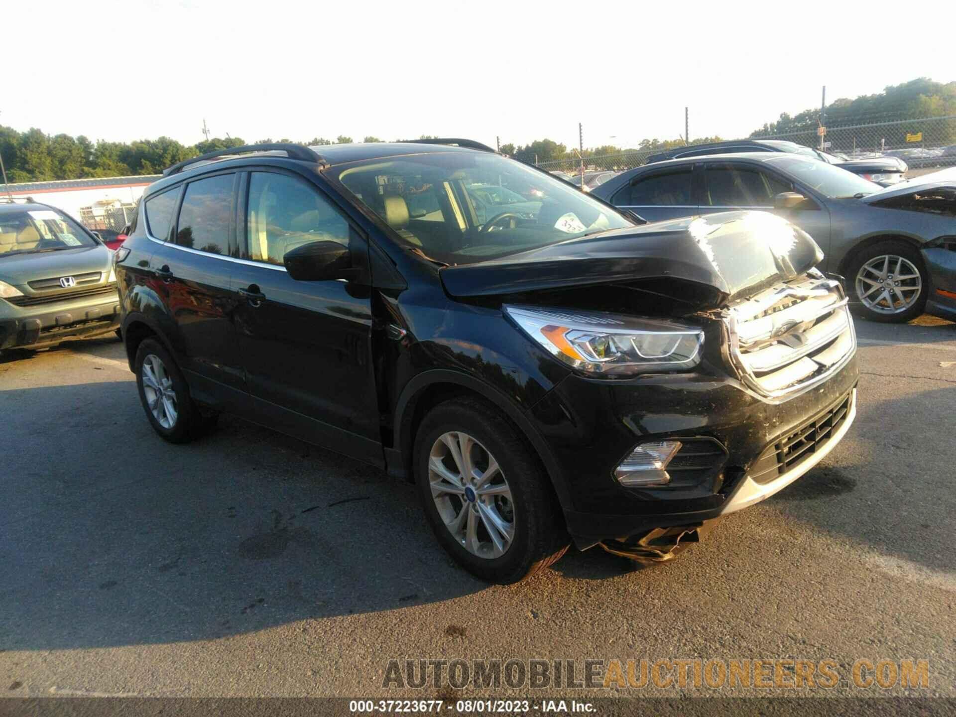 1FMCU9HD2JUC79857 FORD ESCAPE 2018