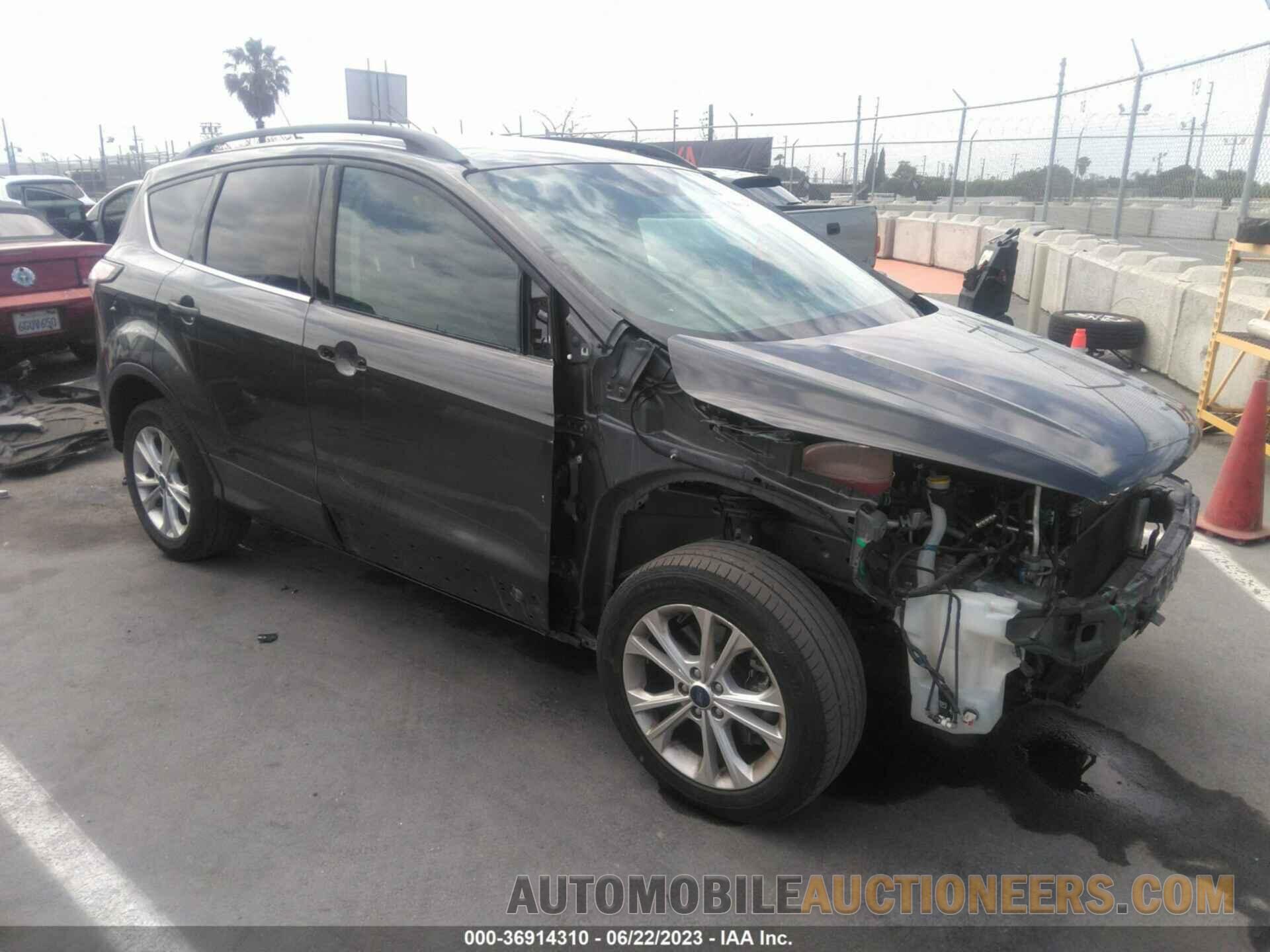 1FMCU9HD2JUC89577 FORD ESCAPE 2018