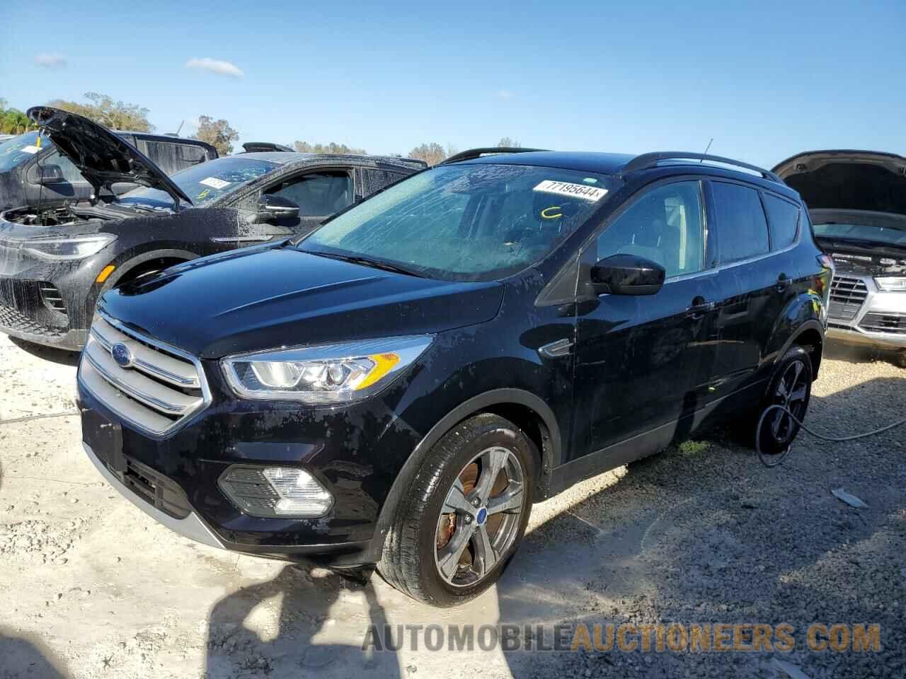 1FMCU9HD3JUC74005 FORD ESCAPE 2018