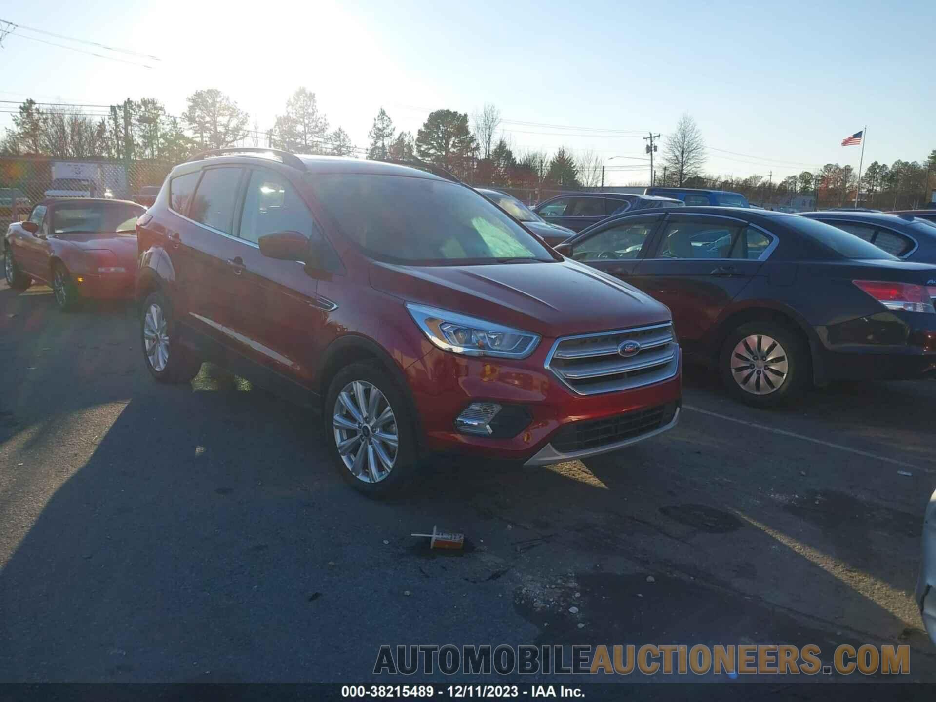 1FMCU9HD3KUA28850 FORD ESCAPE 2019