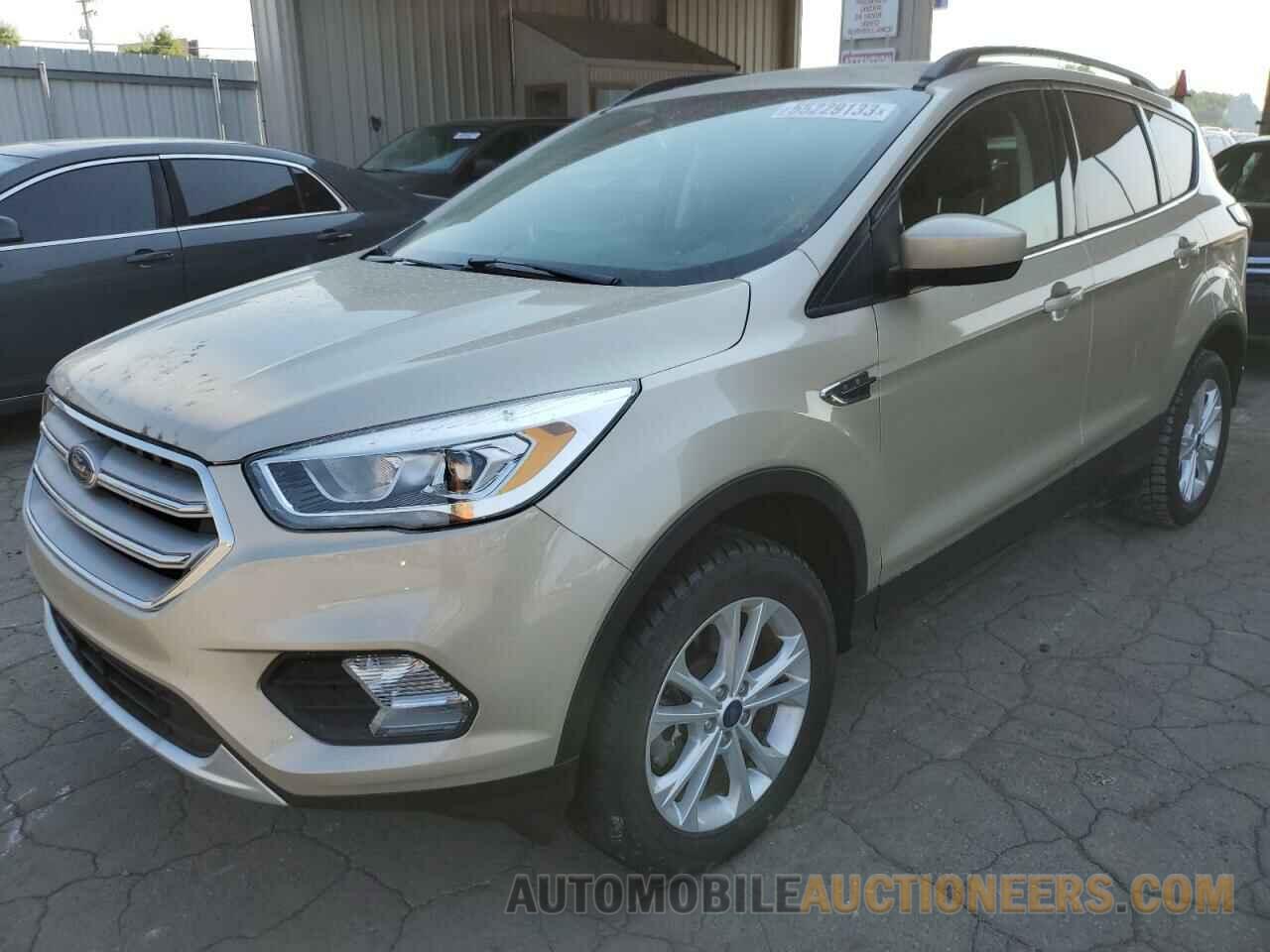 1FMCU9HD4JUB90646 FORD ESCAPE 2018