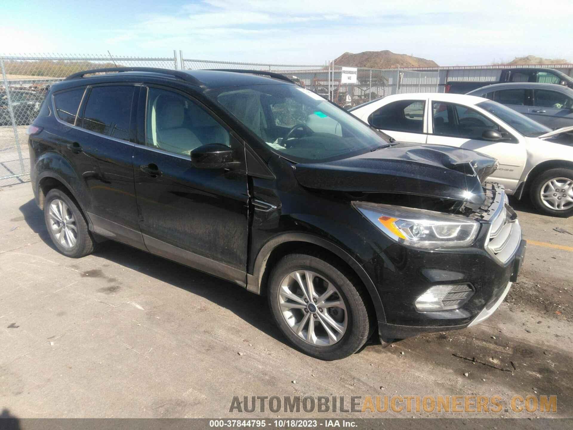 1FMCU9HD4JUC35424 FORD ESCAPE 2018